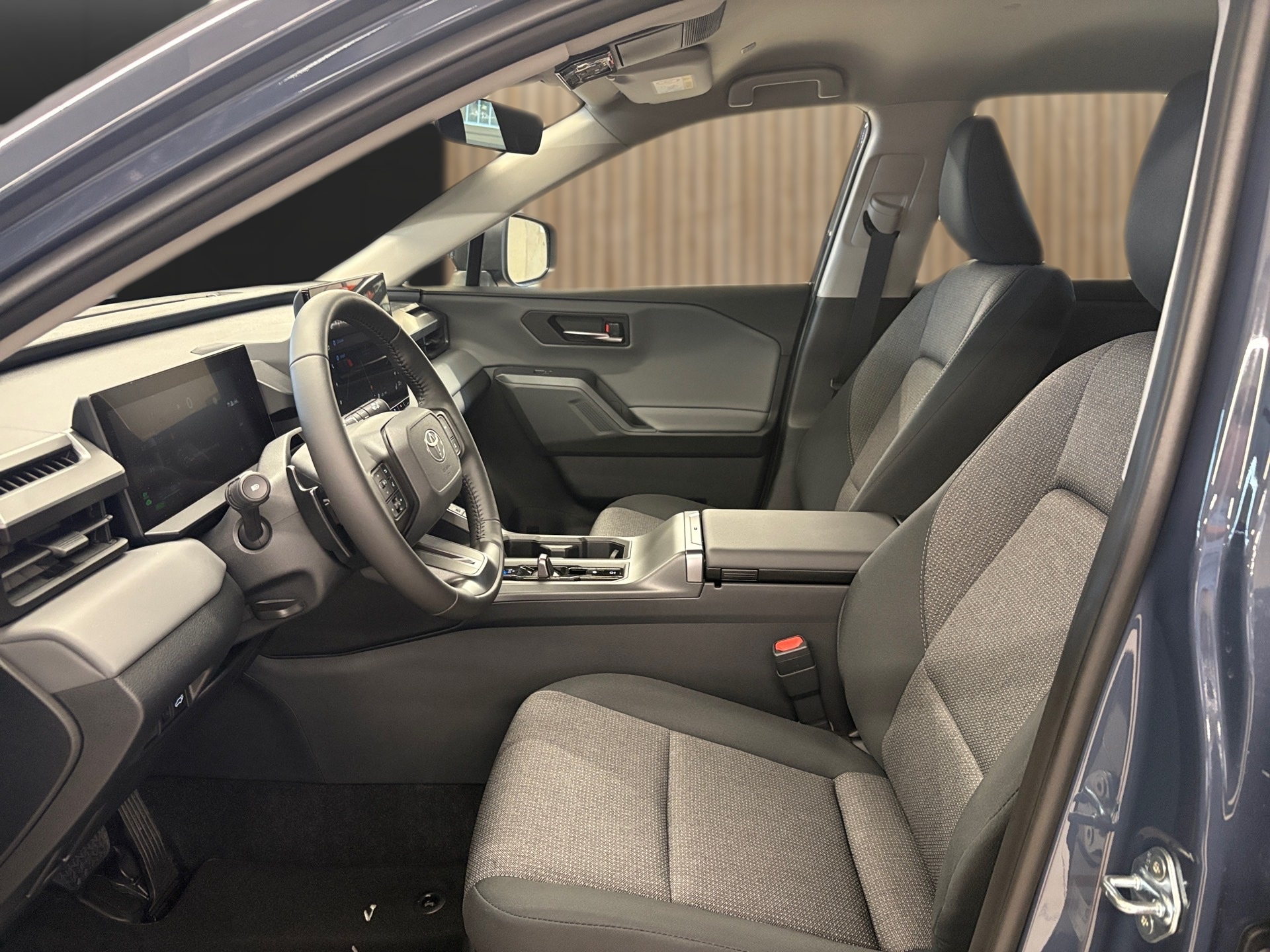 TOYOTA RAV-4 2.5 PHEV Style e-CVT FWD-image-8