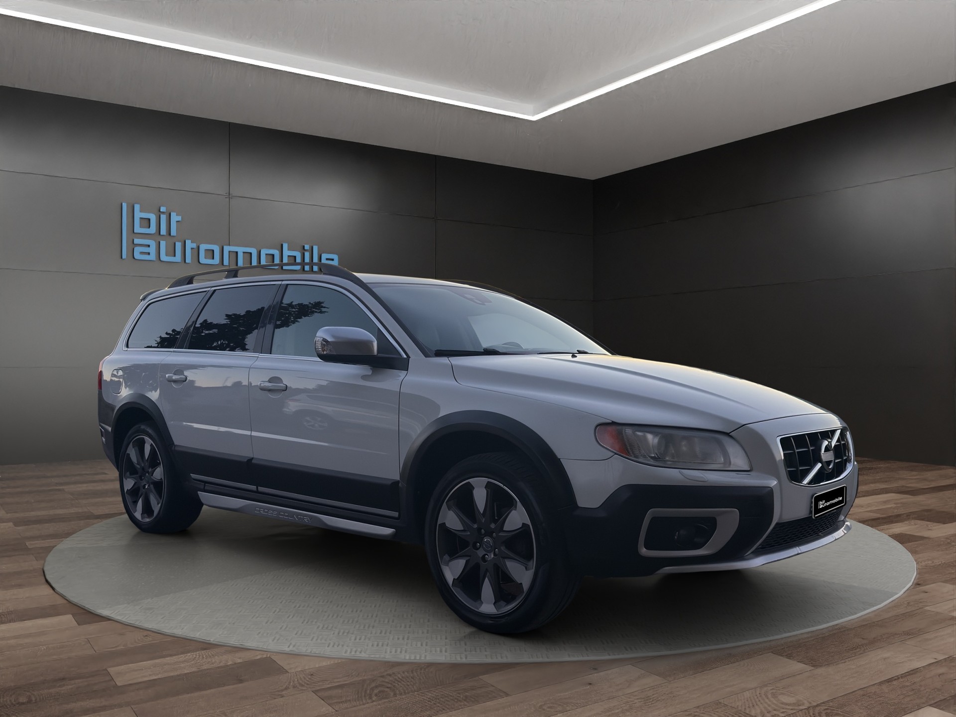 VOLVO XC70 D4 AWD Husky Edition Cross Country-image-7