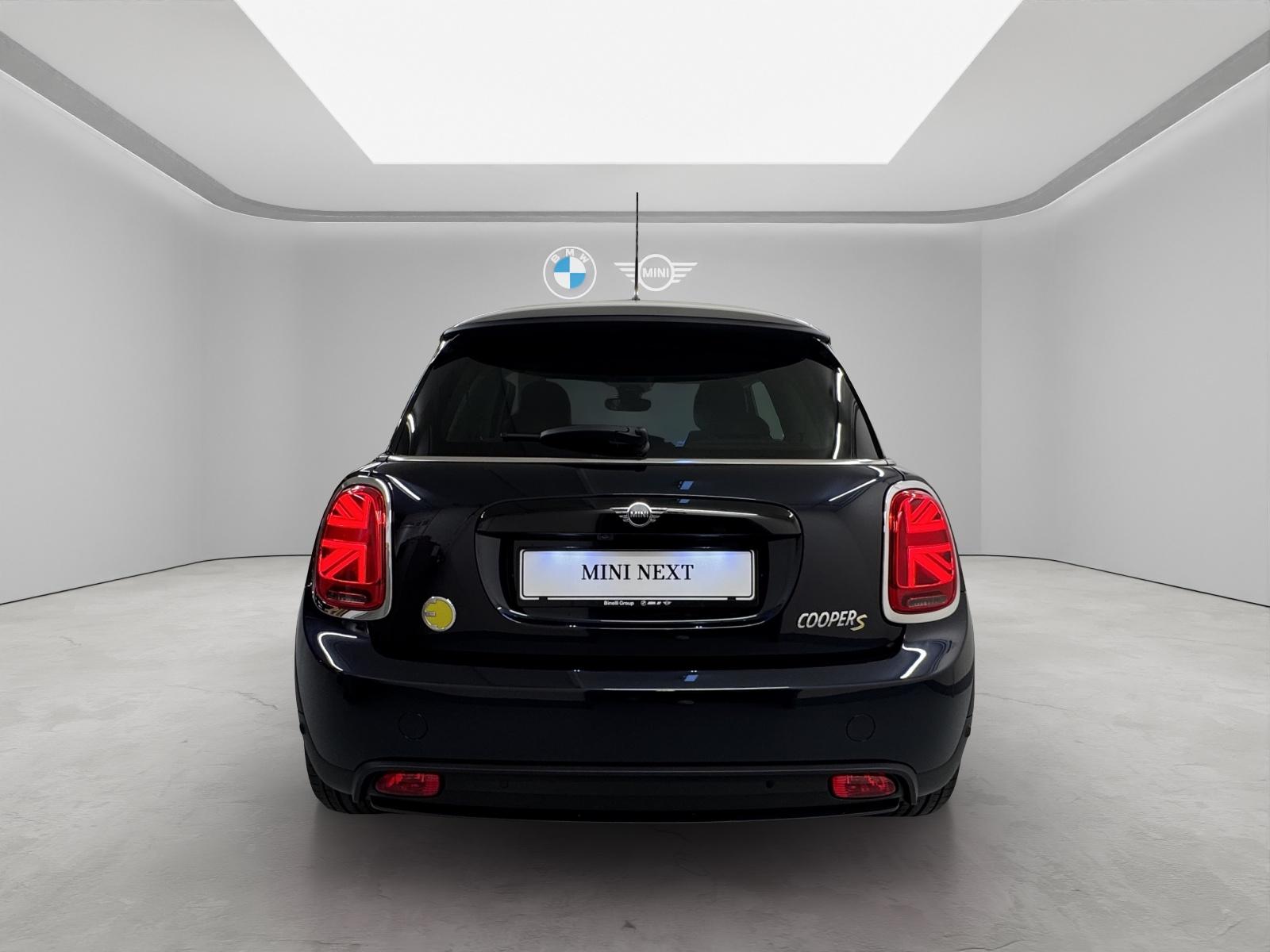 MINI F56 Cooper SE-image-3