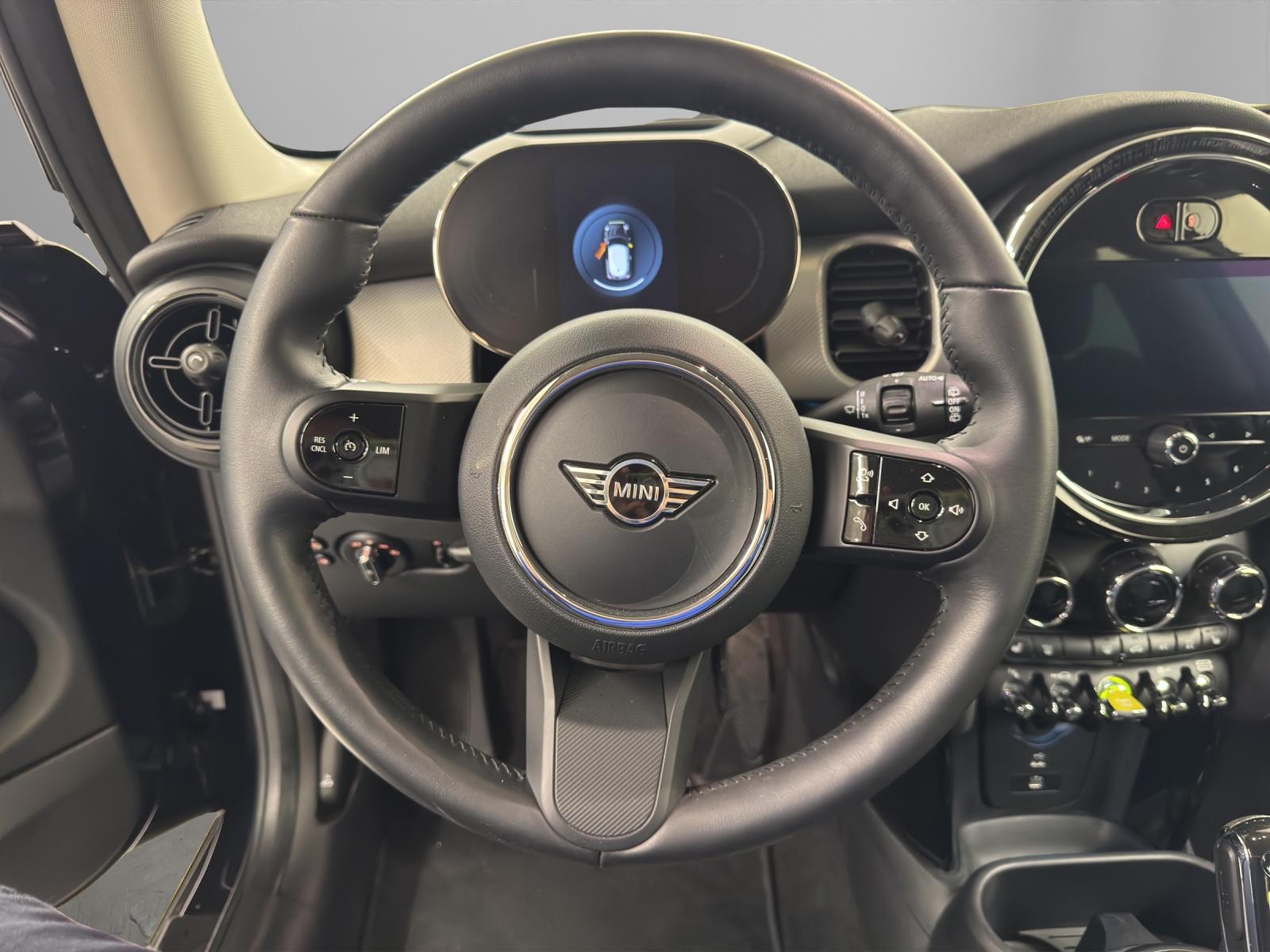 MINI F56 Cooper SE-image-14