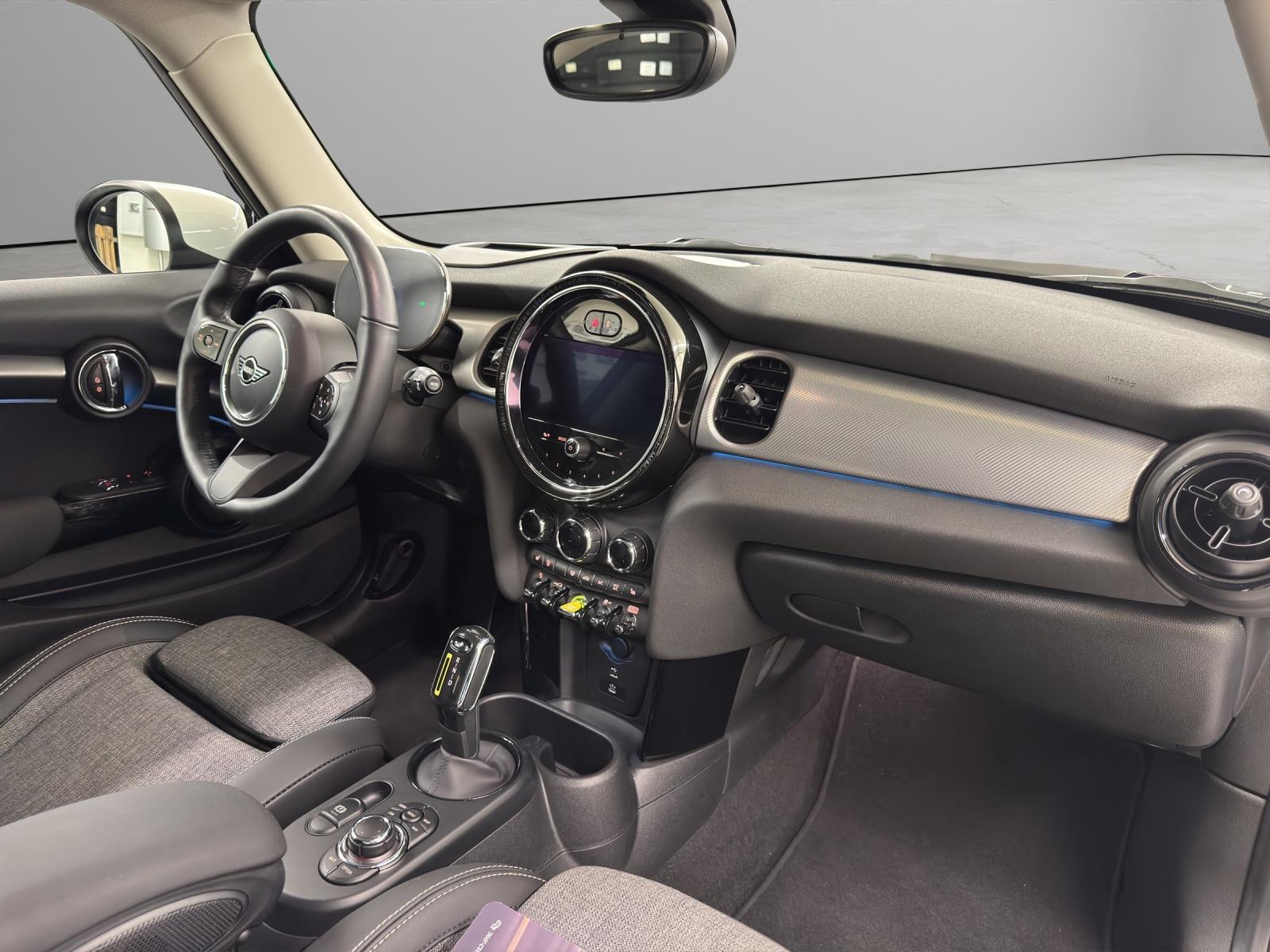 MINI F56 Cooper SE-image-16