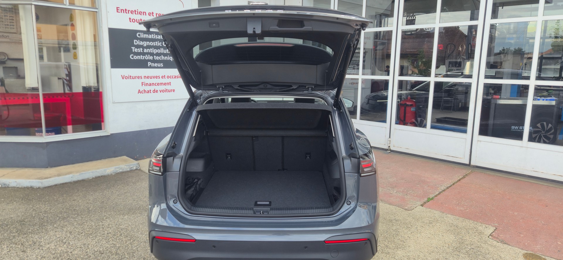 VW Tiguan 1.5 TSI evo2 mHEV Life DSG-image-8