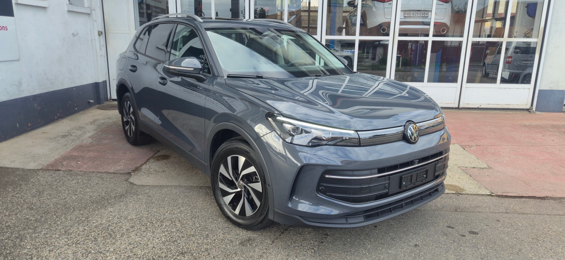 VW Tiguan 1.5 TSI evo2 mHEV Life DSG-image-2