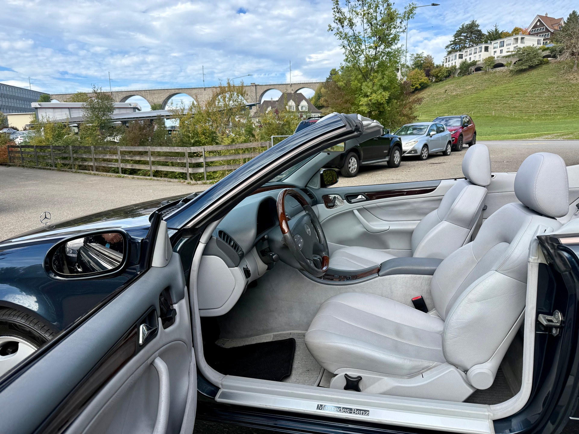 MERCEDES-BENZ CLK 320 Avantgarde Automatic-image-9
