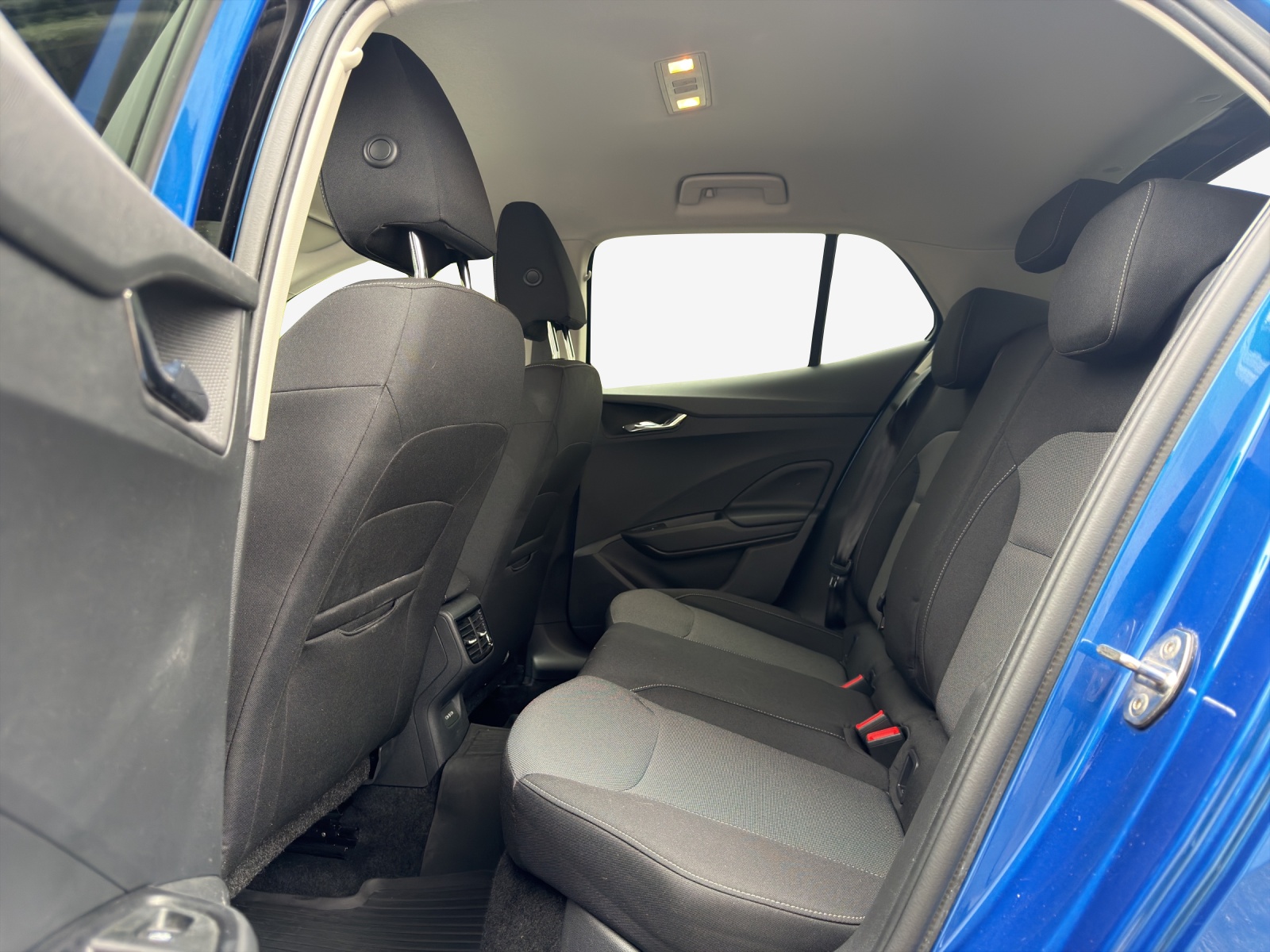 SKODA Fabia 1.0 TSI Ambition DSG-image-11