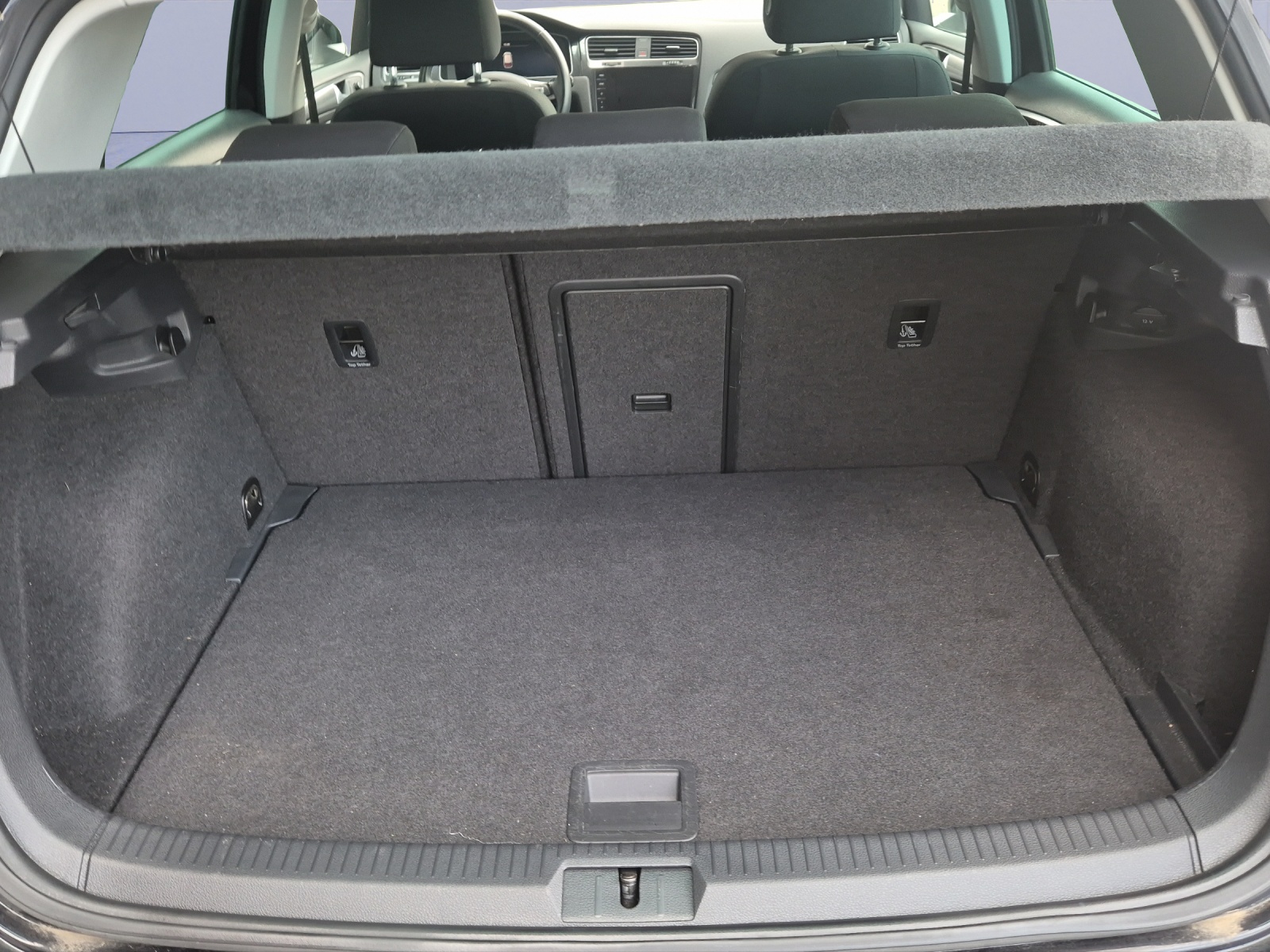 VW e-Golf-image-13