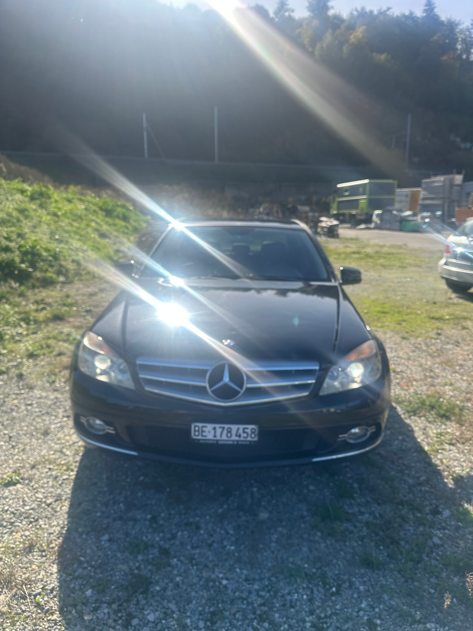 MERCEDES-BENZ C 200 CGI BlueEfficiency Elégance Automatic-image-1
