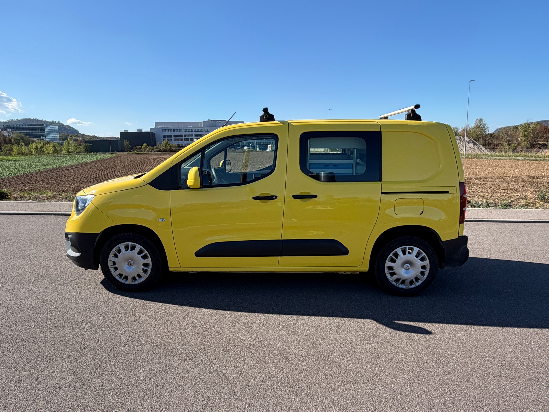 OPEL Combo 1.5 Cargo Enjoy s/s Erhöhte Nutzlast-image-13
