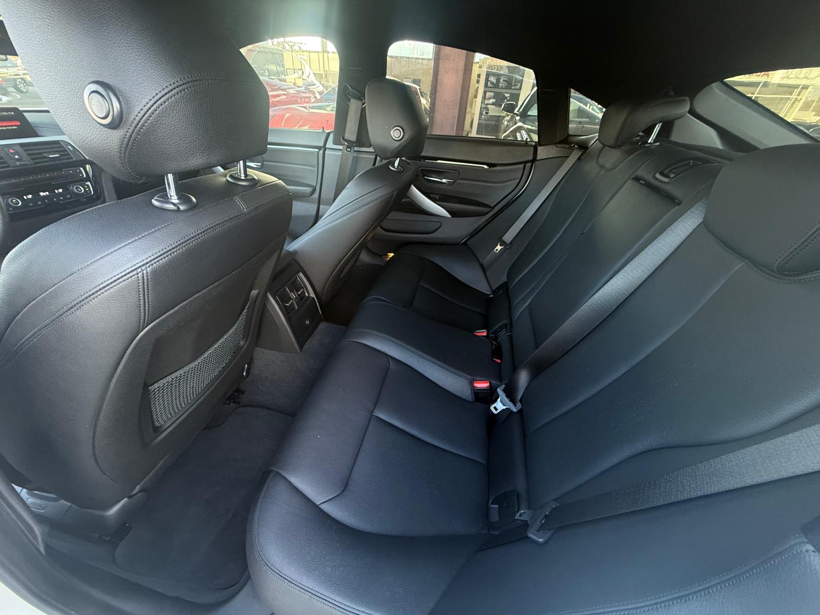 BMW 420d Gran Coupé xDrive Sport Line Steptronic-image-6