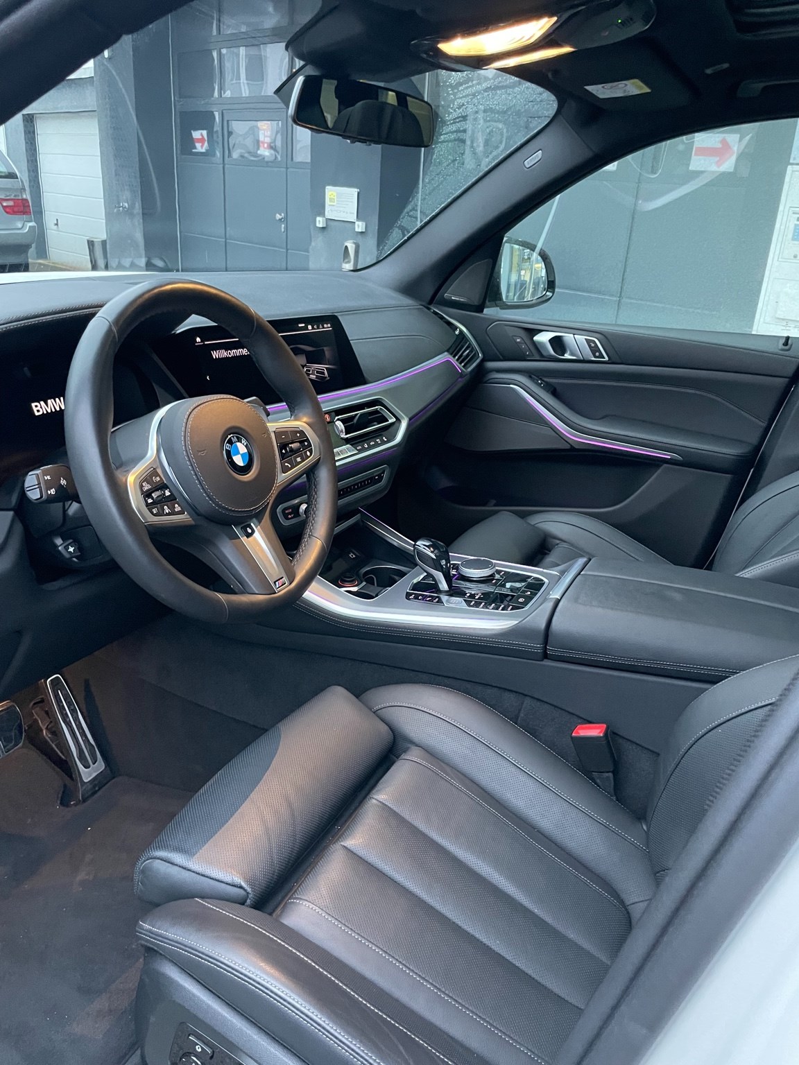 BMW X5 xDrive M50d Steptronic-image-14