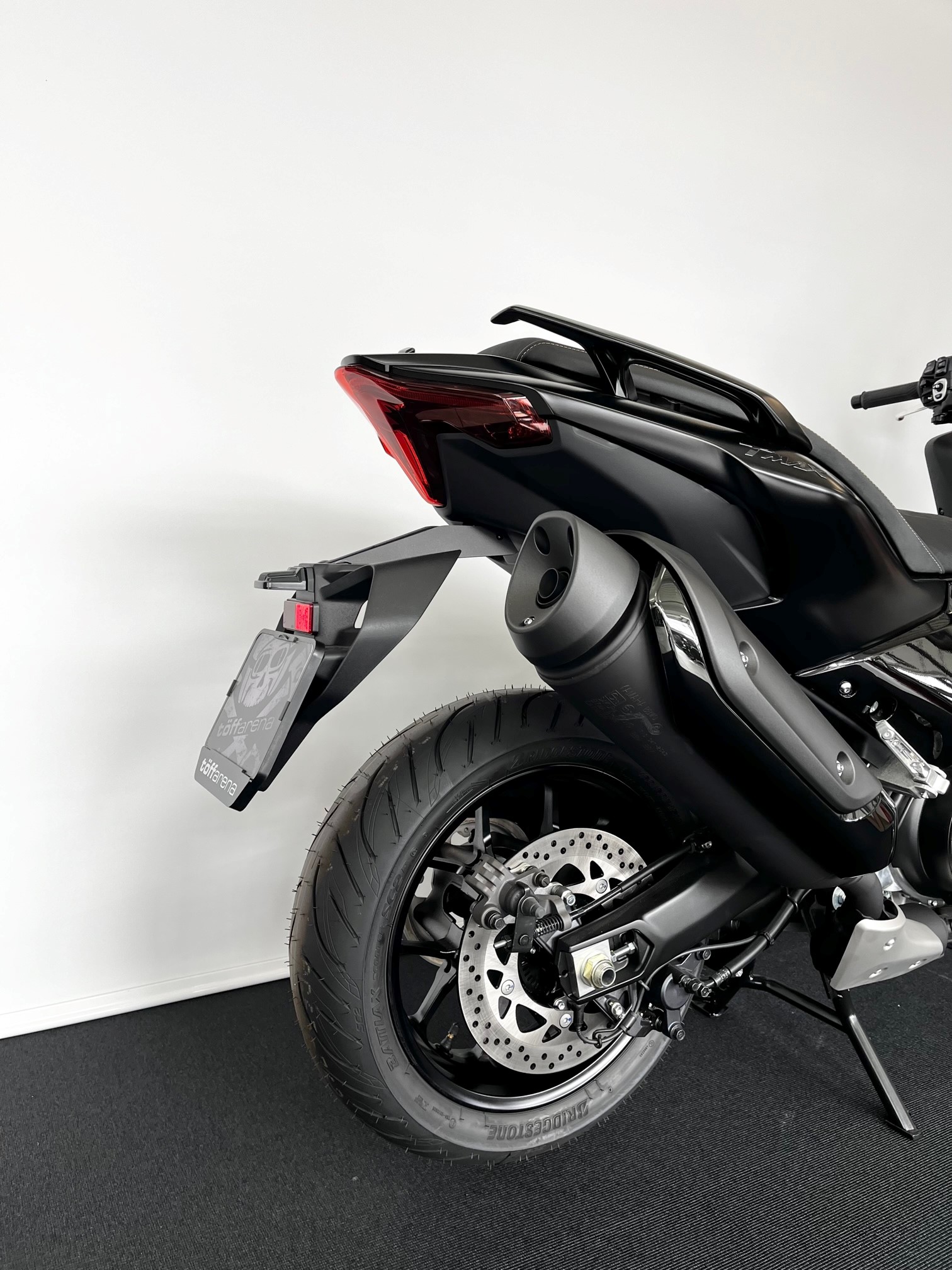 YAMAHA T-MAX Tech-Max XP 560-showroom-element-3