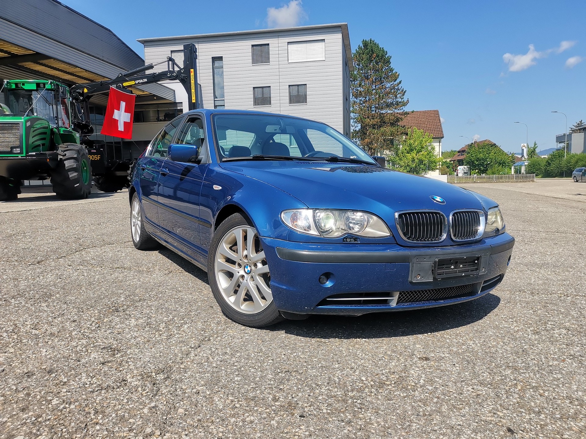 BMW 330-image-0
