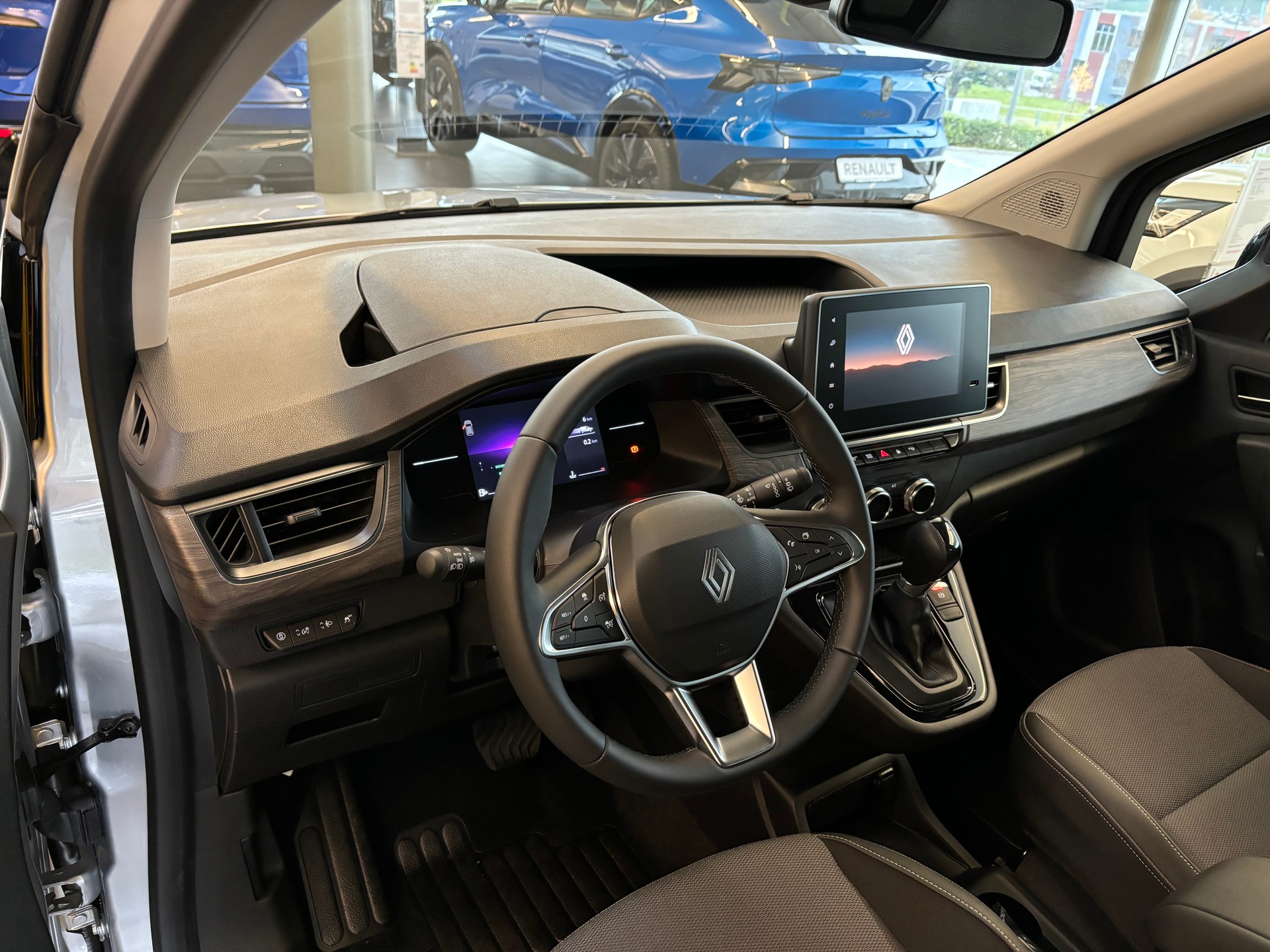 RENAULT Kangoo 1.3 TCe 130 PF Techno EDC-image-7