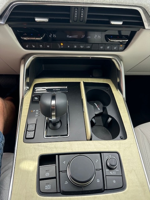 MAZDA CX-60 e-Skyactiv PHEV 327 AWD Takumi-image-6