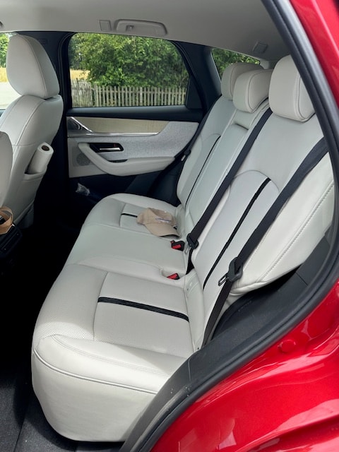 MAZDA CX-60 e-Skyactiv PHEV 327 AWD Takumi-image-9