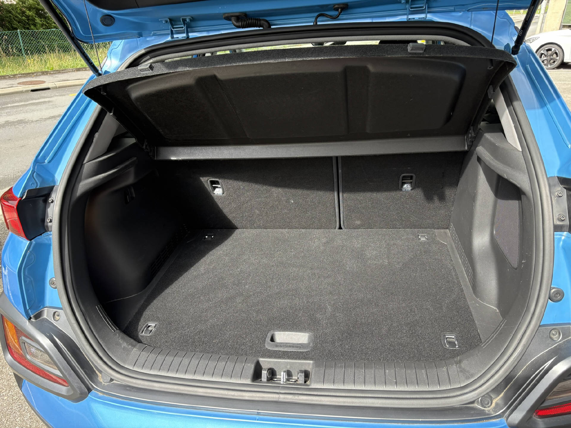 HYUNDAI Kona 1.6 GDi Hybrid Vertex-image-6