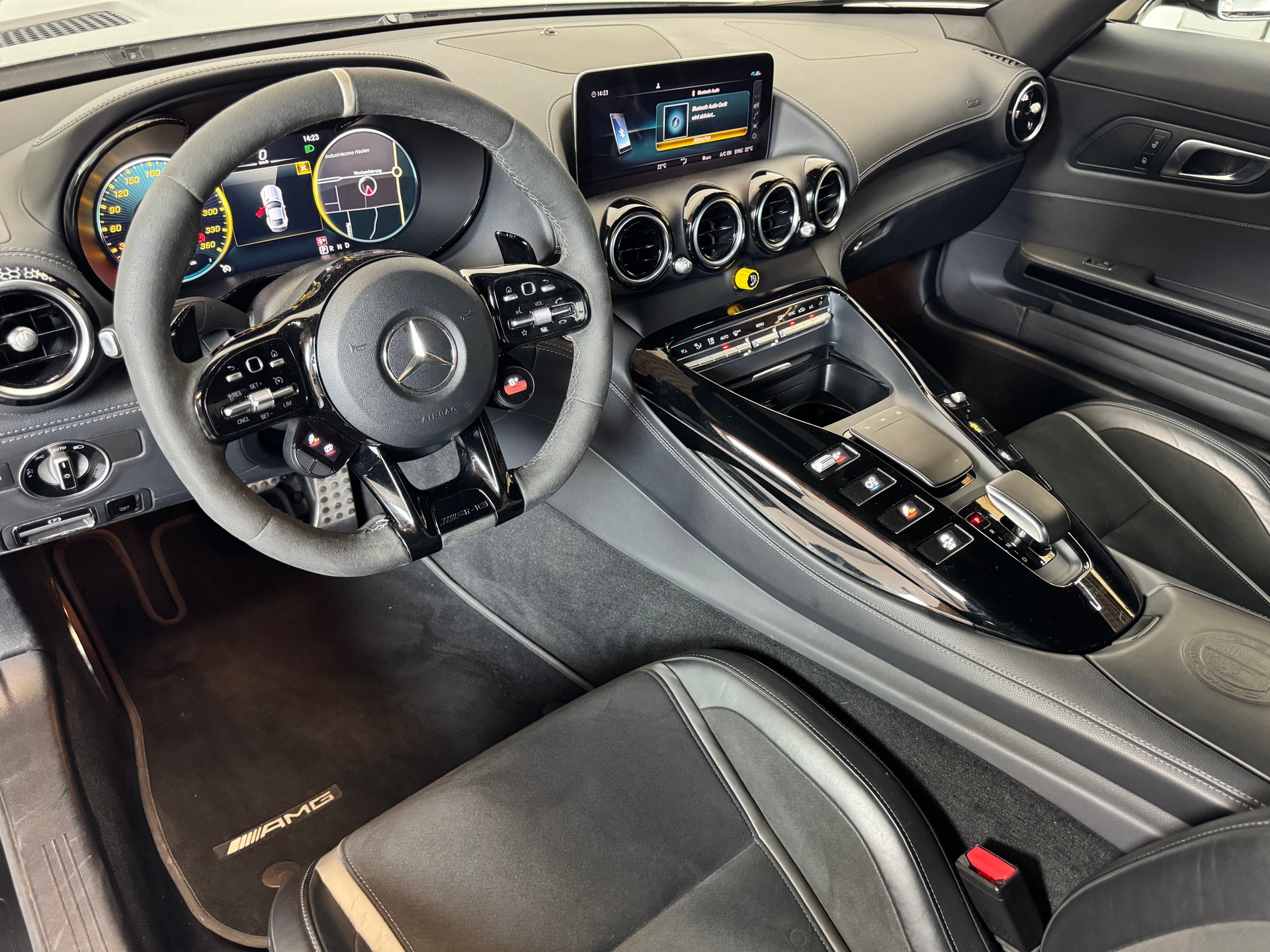 MERCEDES-BENZ AMG GT R Speedshift DCT | FACELIFT-image-12