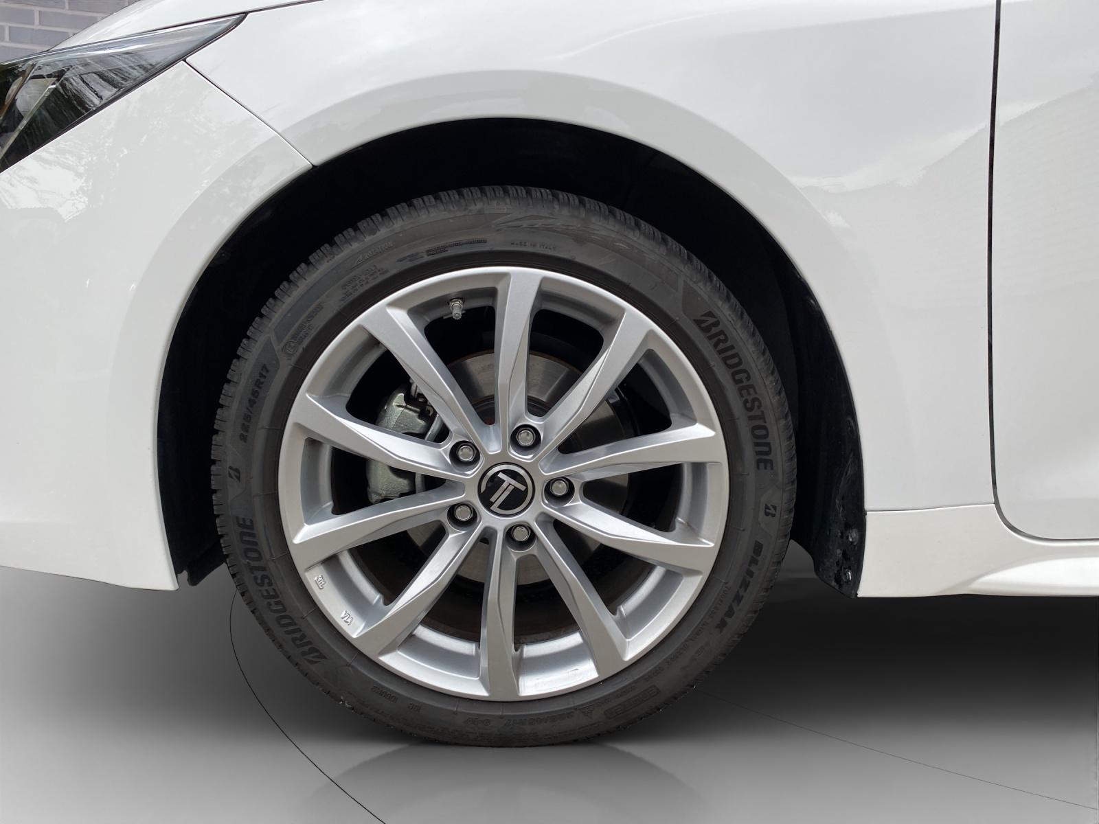 TOYOTA Corolla Touring Sports 1.8 HSD Comfort inkl. Gratisservice 4 Jahre / 60000 Km ab 1. IV-image-9