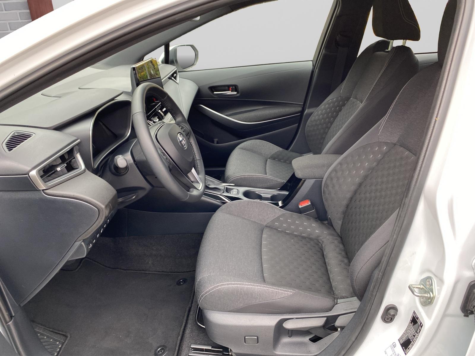 TOYOTA Corolla Touring Sports 1.8 HSD Comfort inkl. Gratisservice 4 Jahre / 60000 Km ab 1. IV-image-7