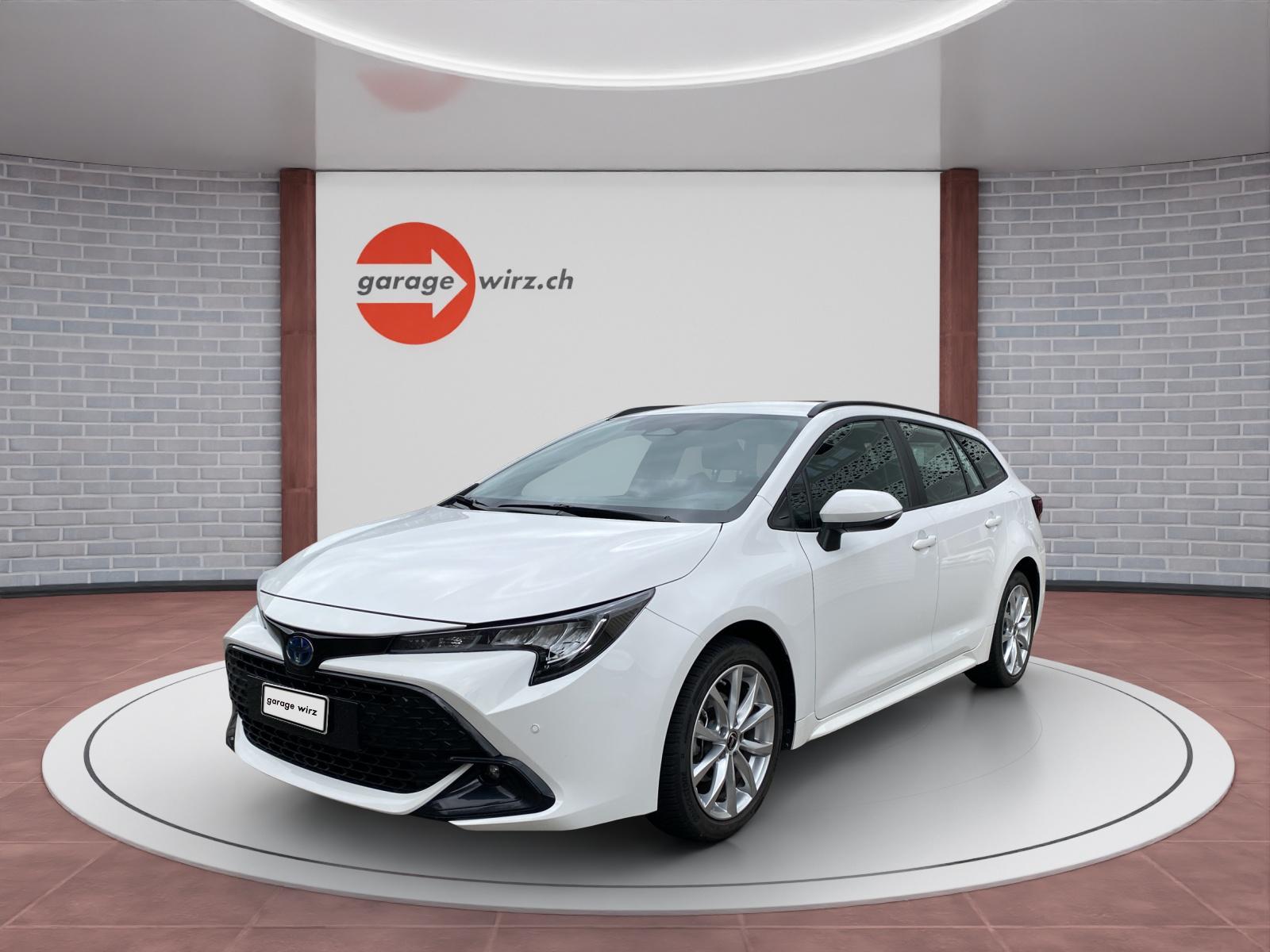 TOYOTA Corolla Touring Sports 1.8 HSD Comfort inkl. Gratisservice 4 Jahre / 60000 Km ab 1. IV-image-0