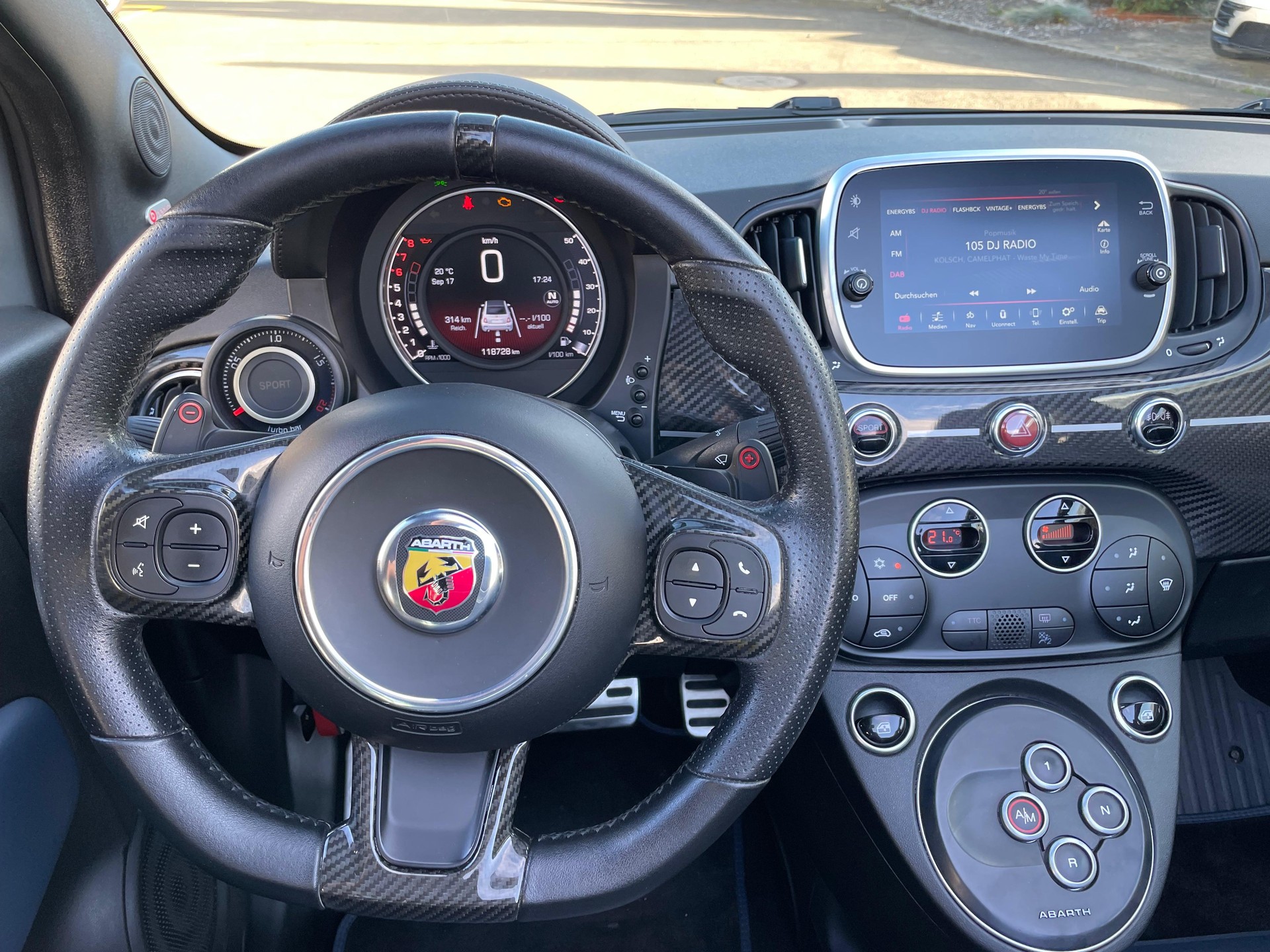 FIAT 695C 1.4 16V Turbo Abarth Rivale Dualogic-image-15