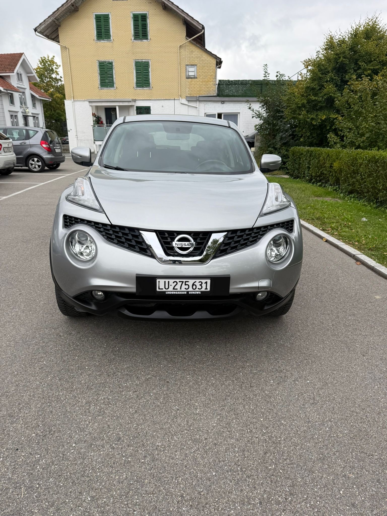 NISSAN Juke 1.6 tekna Xtronic CVT-image-1