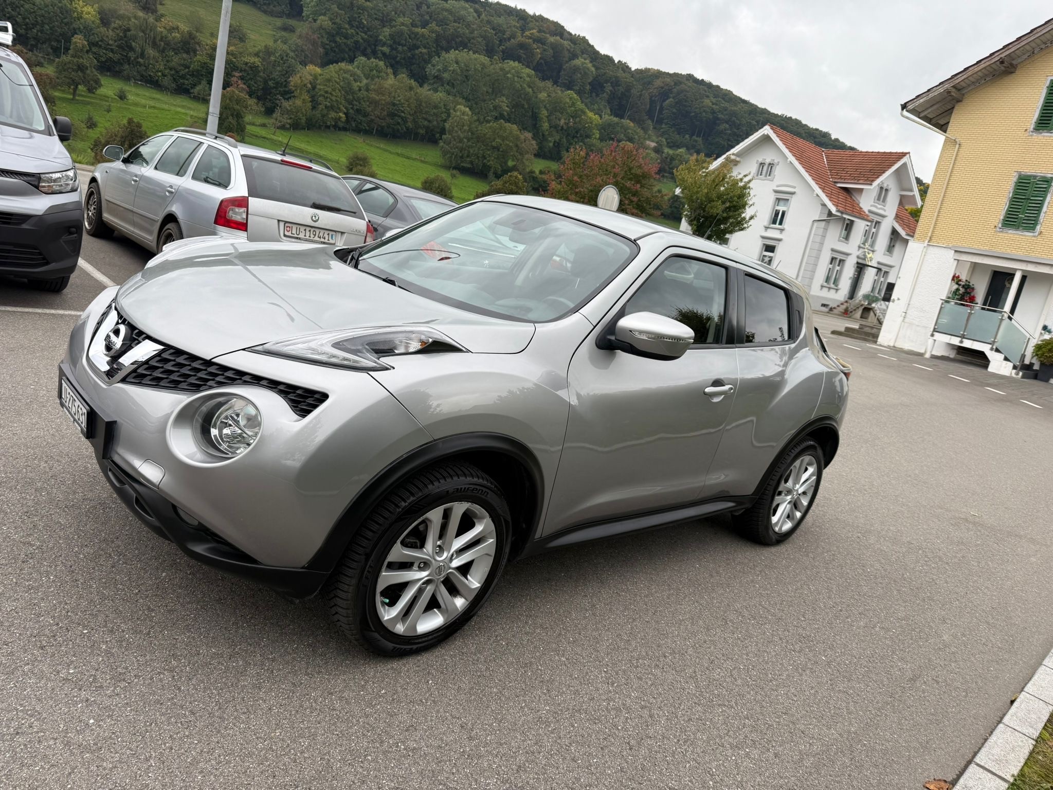 Car photo