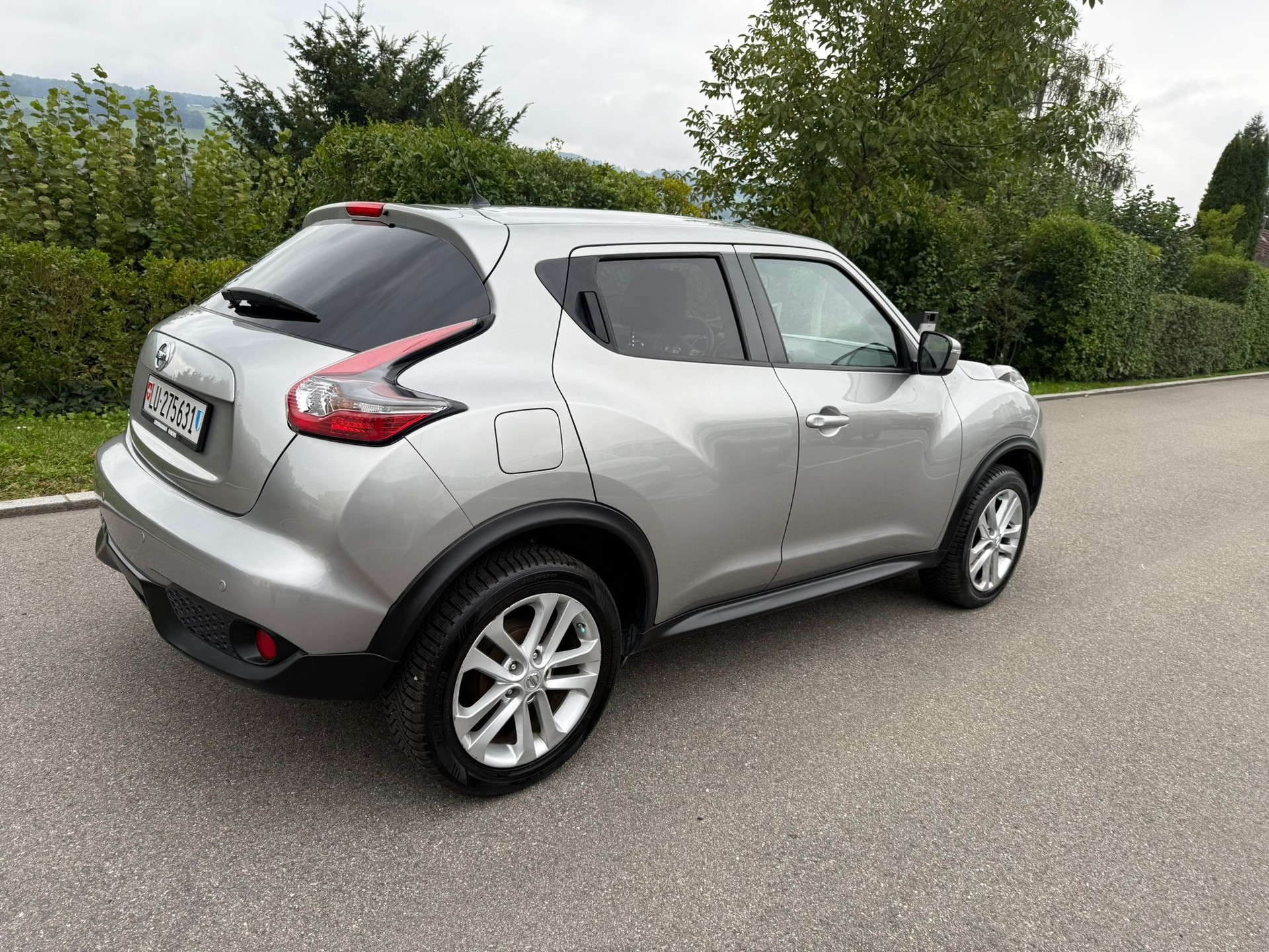 NISSAN Juke 1.6 tekna Xtronic CVT-image-2