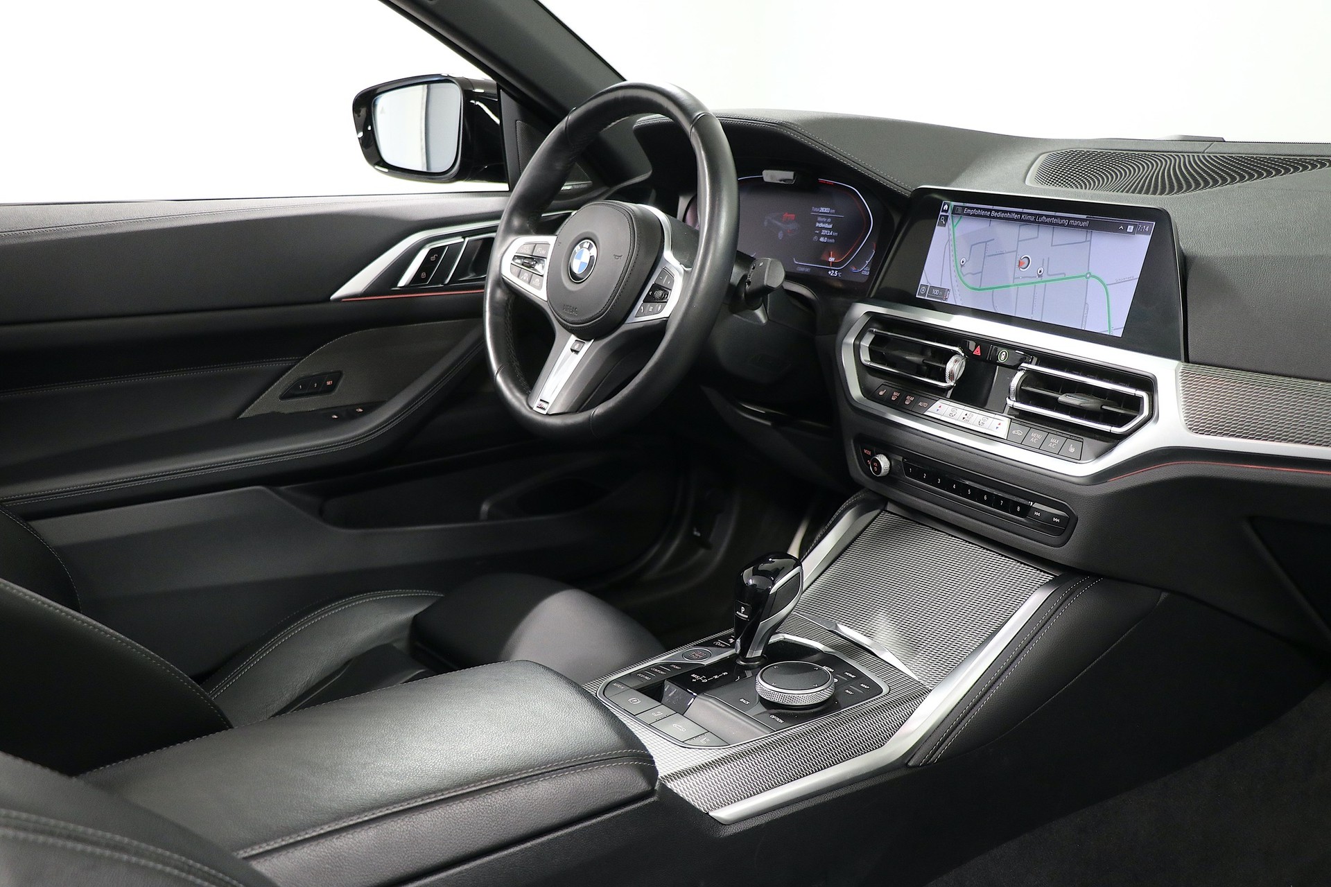 BMW 430i xDrive Cabriolet M Sport Steptronic-image-14