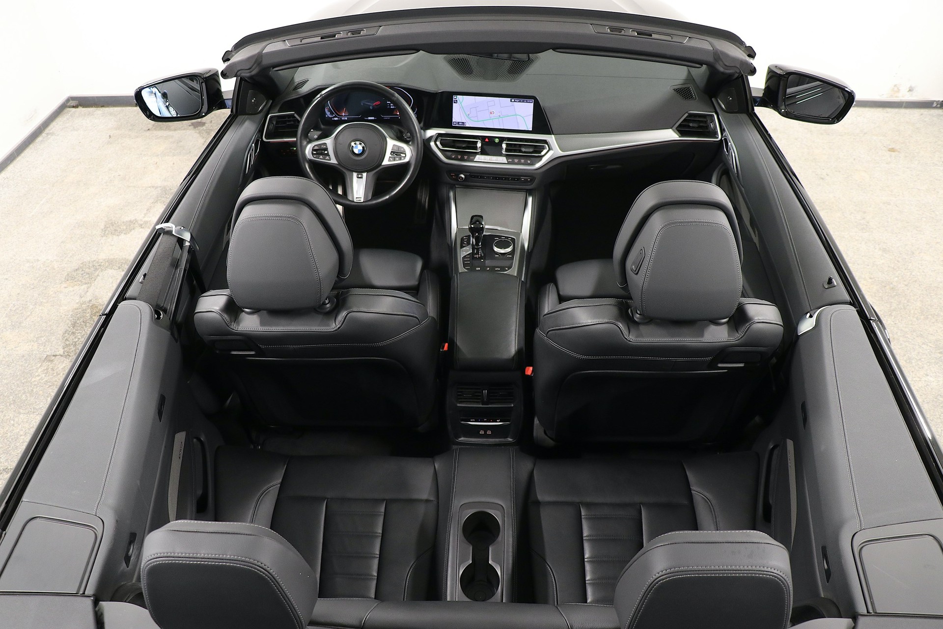 BMW 430i xDrive Cabriolet M Sport Steptronic-image-11