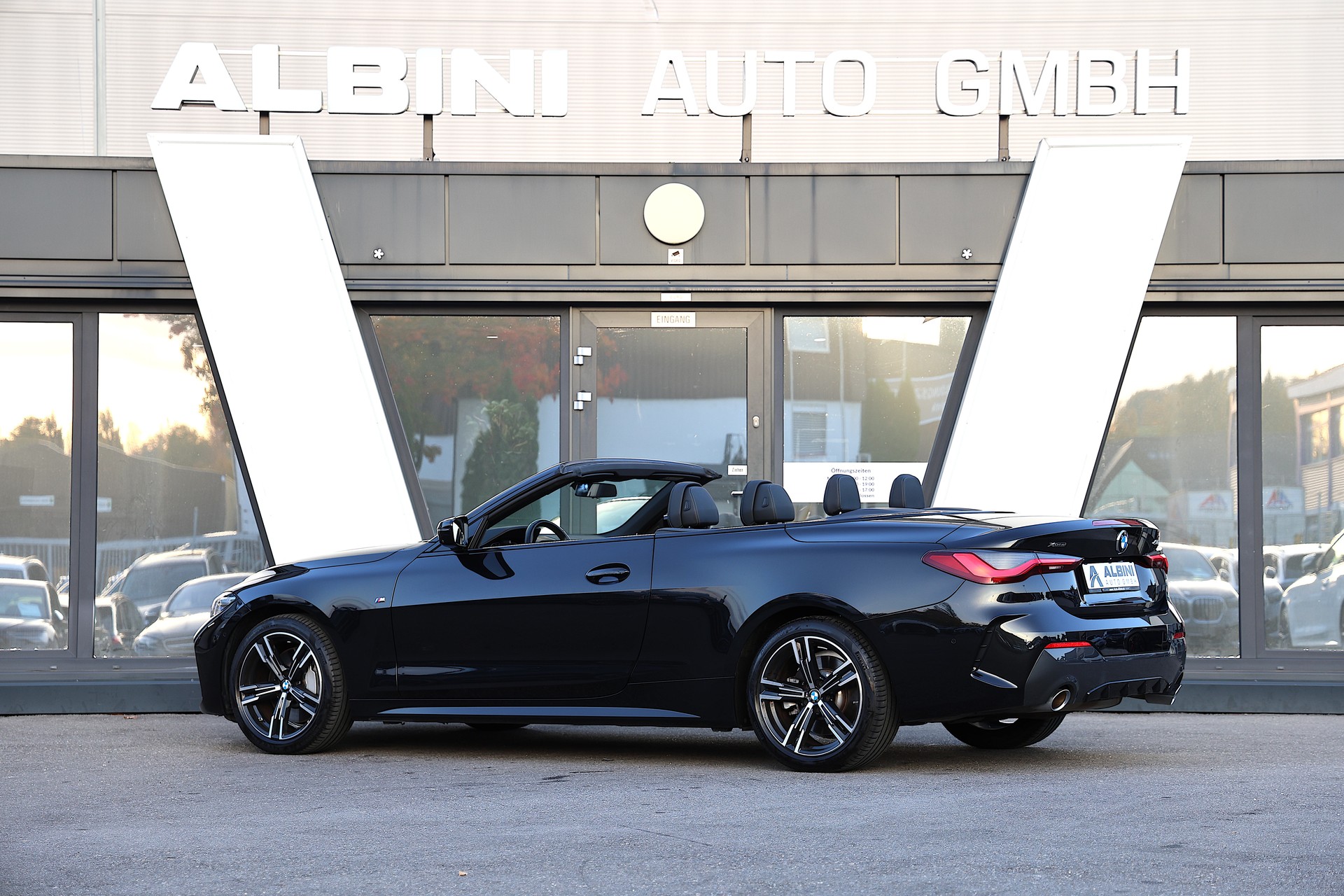BMW 430i xDrive Cabriolet M Sport Steptronic-image-4