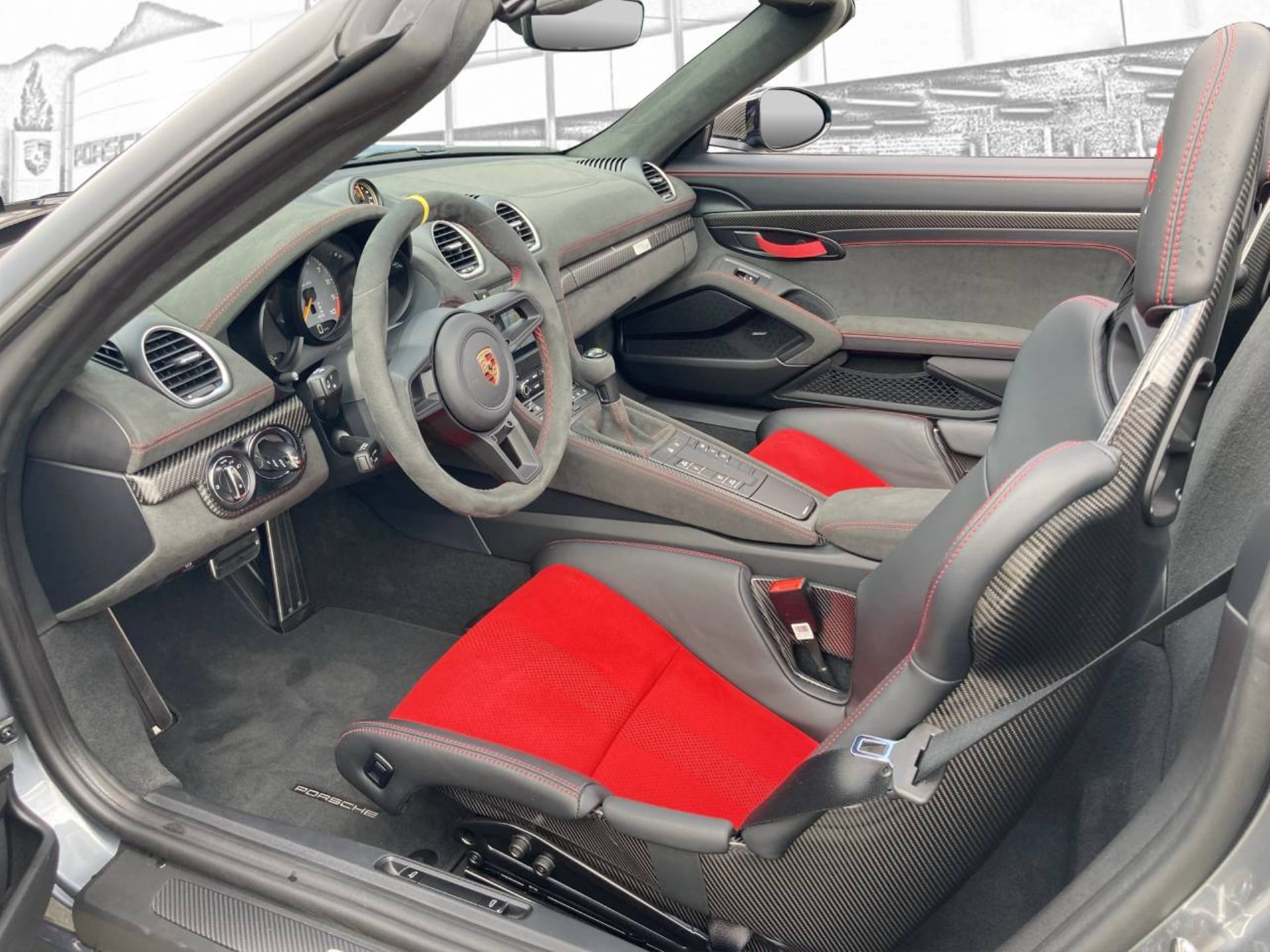 PORSCHE 718 Spyder RS-image-3