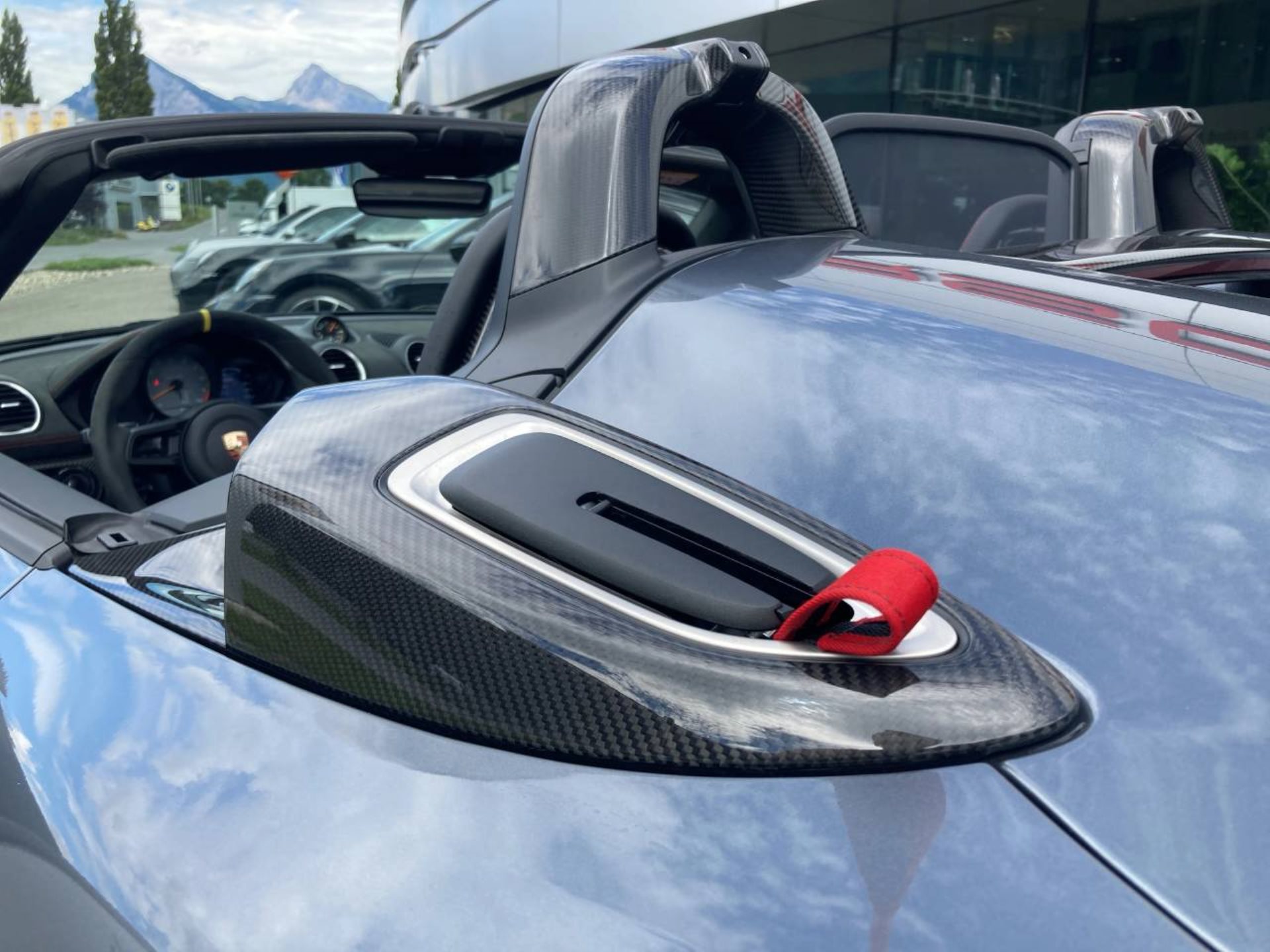 PORSCHE 718 Spyder RS-image-10