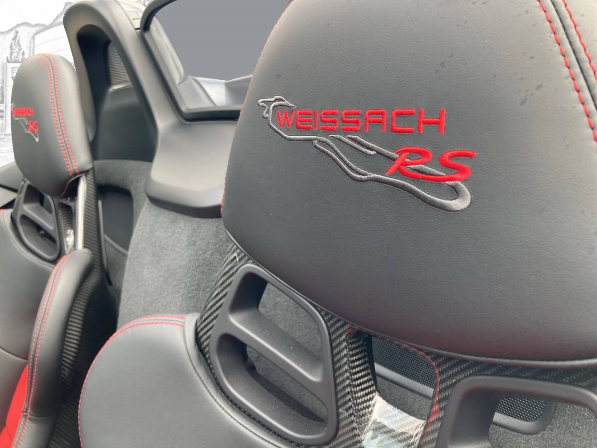 PORSCHE 718 Spyder RS-image-14