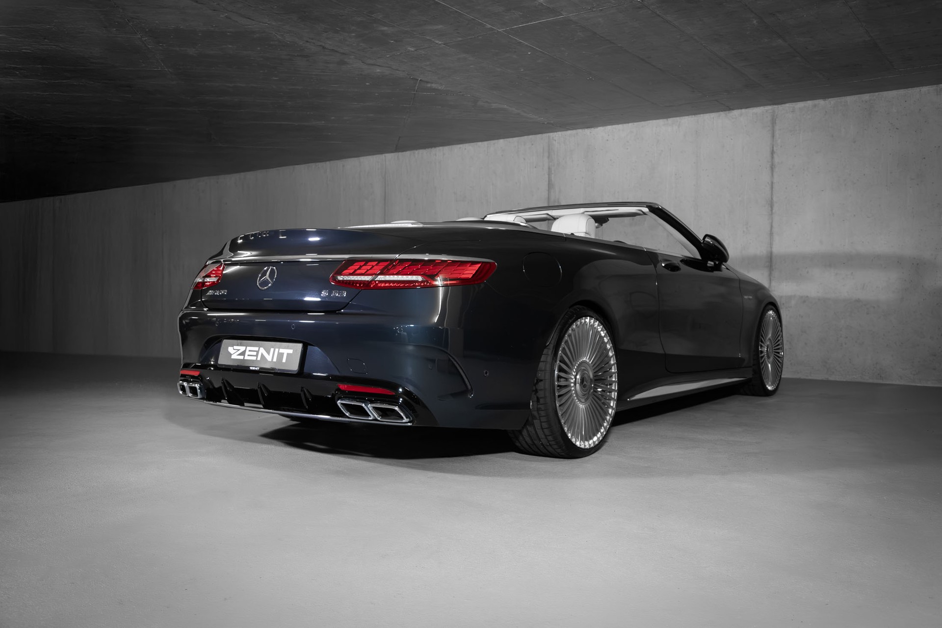 MERCEDES-BENZ S 63 AMG Cabriolet 4Matic Speedshift MCT-image-6