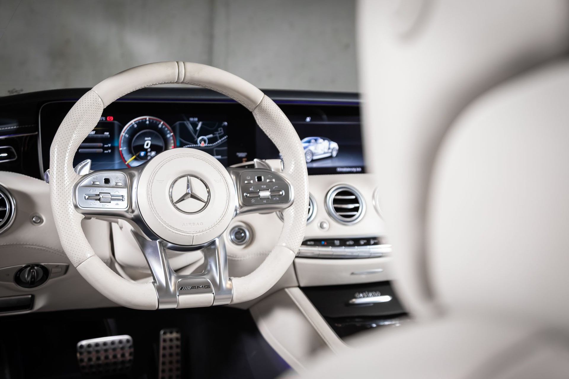 MERCEDES-BENZ S 63 AMG Cabriolet 4Matic Speedshift MCT-image-19