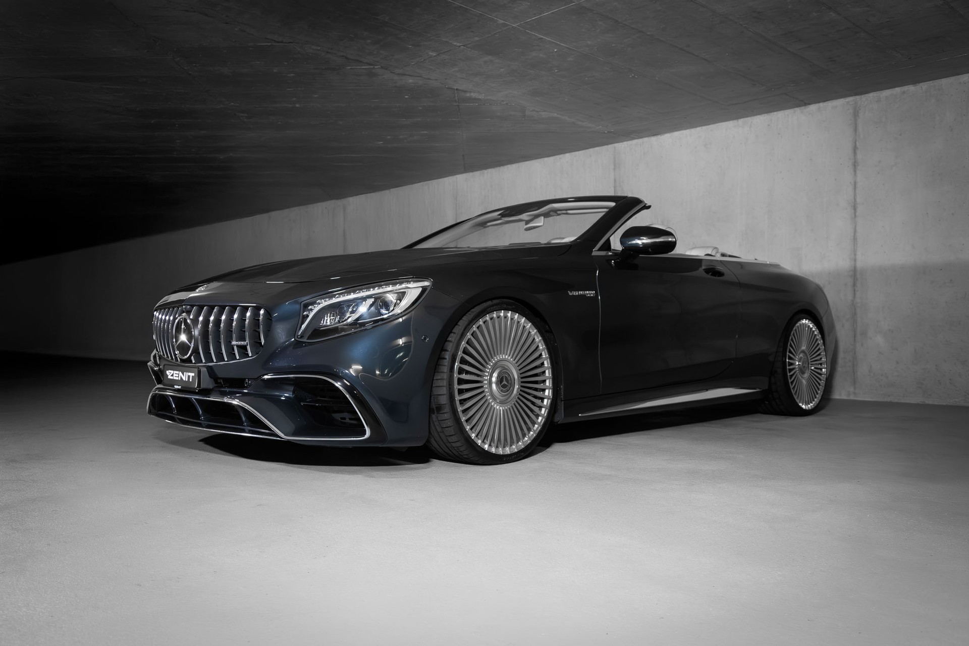 MERCEDES-BENZ S 63 AMG Cabriolet 4Matic Speedshift MCT-image-12