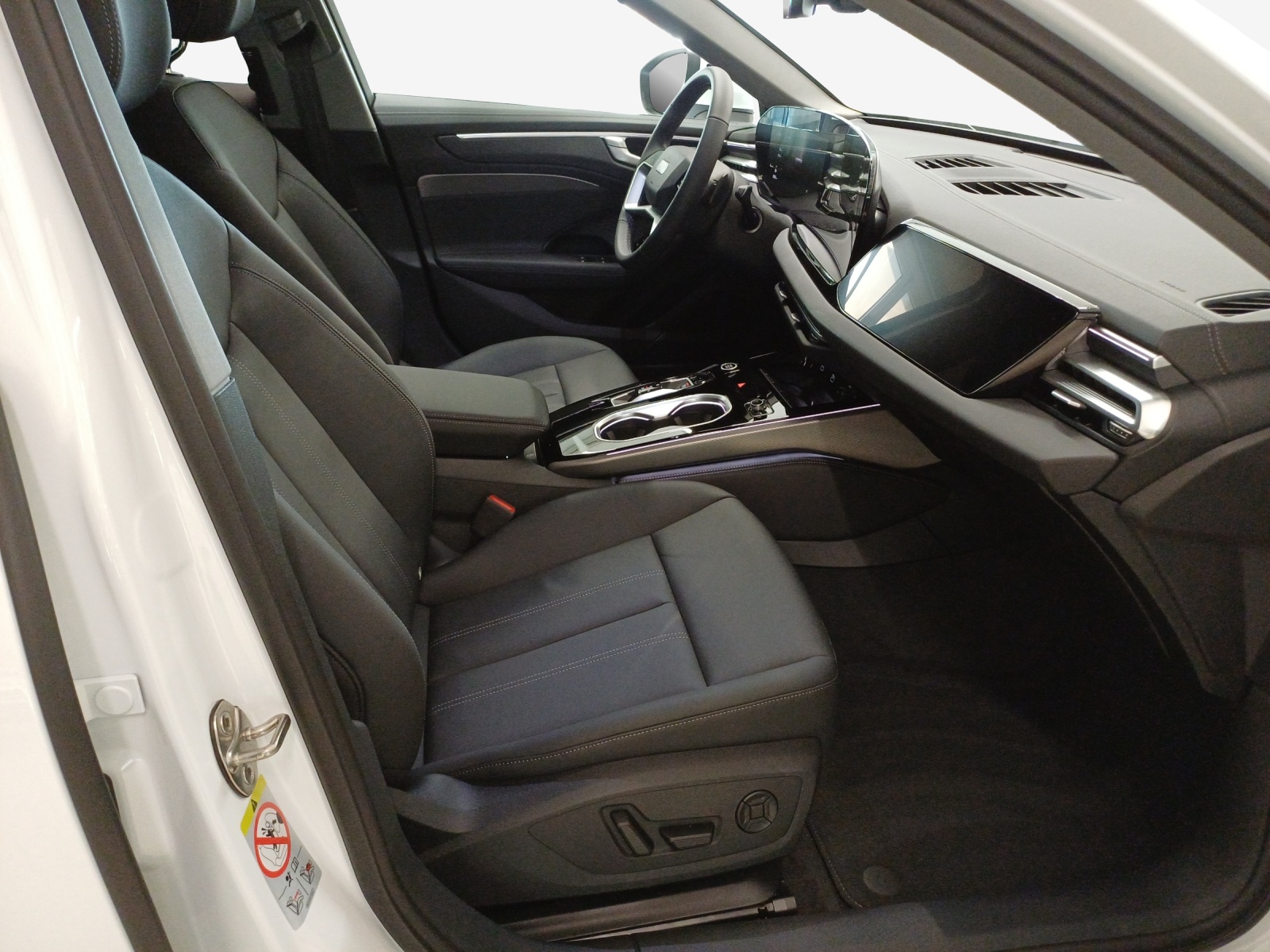 AUDI A6 Avant TDI quattro 150 kW S tronic-image-15