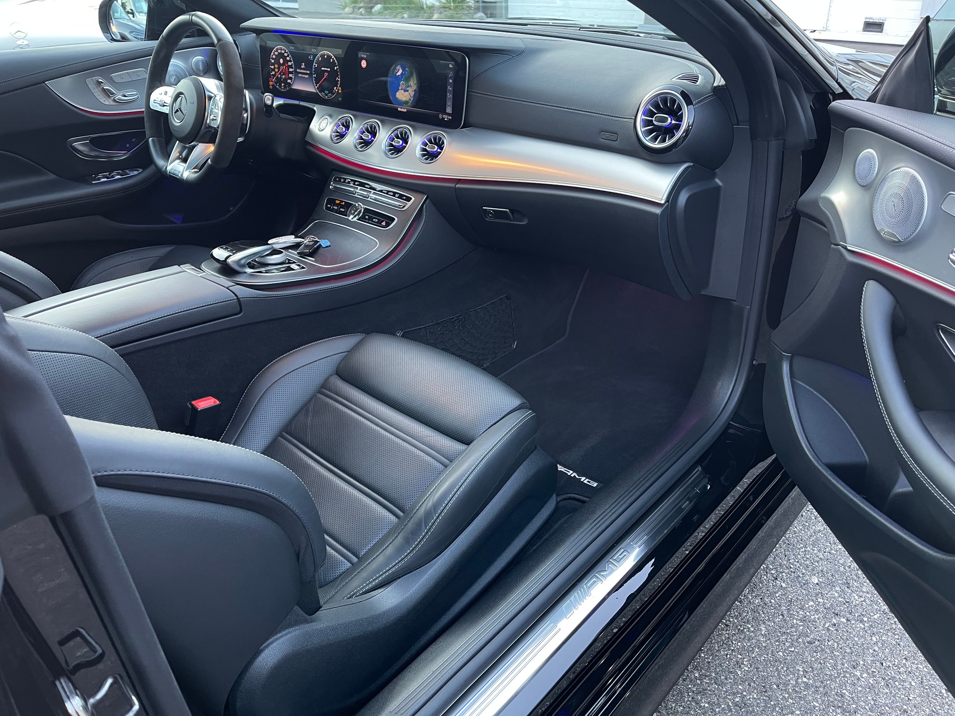 MERCEDES-BENZ E 53 Coupé AMG 4 Matic+ 9G-Tronic-image-11