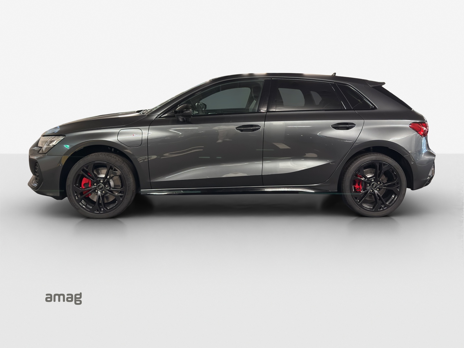 AUDI A3 Sportback 45 TFSI e S line Attraction S-tronic-image-1