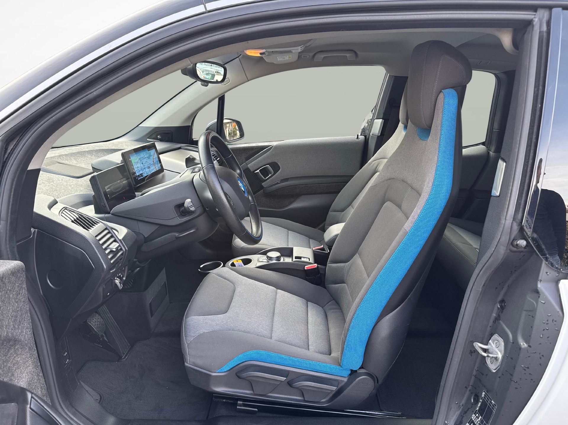 BMW i3 120 Ah-image-12