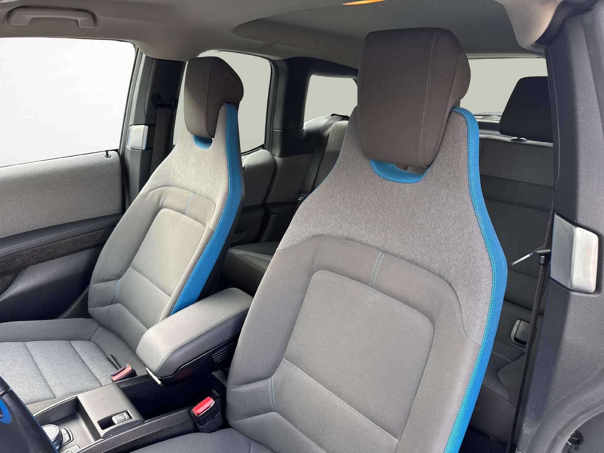 BMW i3 120 Ah-image-13