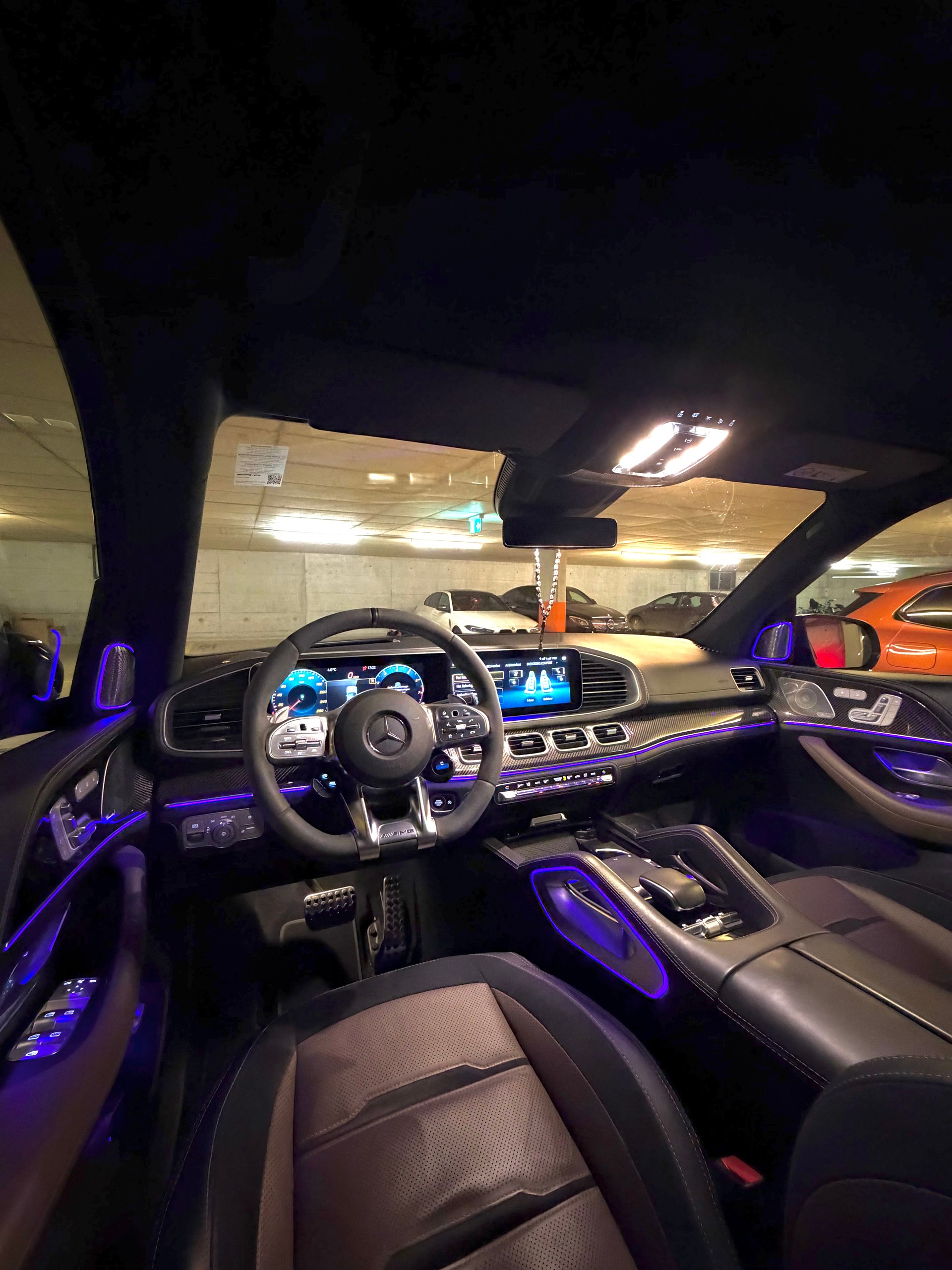 MERCEDES-BENZ GLE 53 AMG 4Matic+ 9G-Speedshift | CH | Burmester 3D | Massagesitze | Zierelemente Carbon-image-8