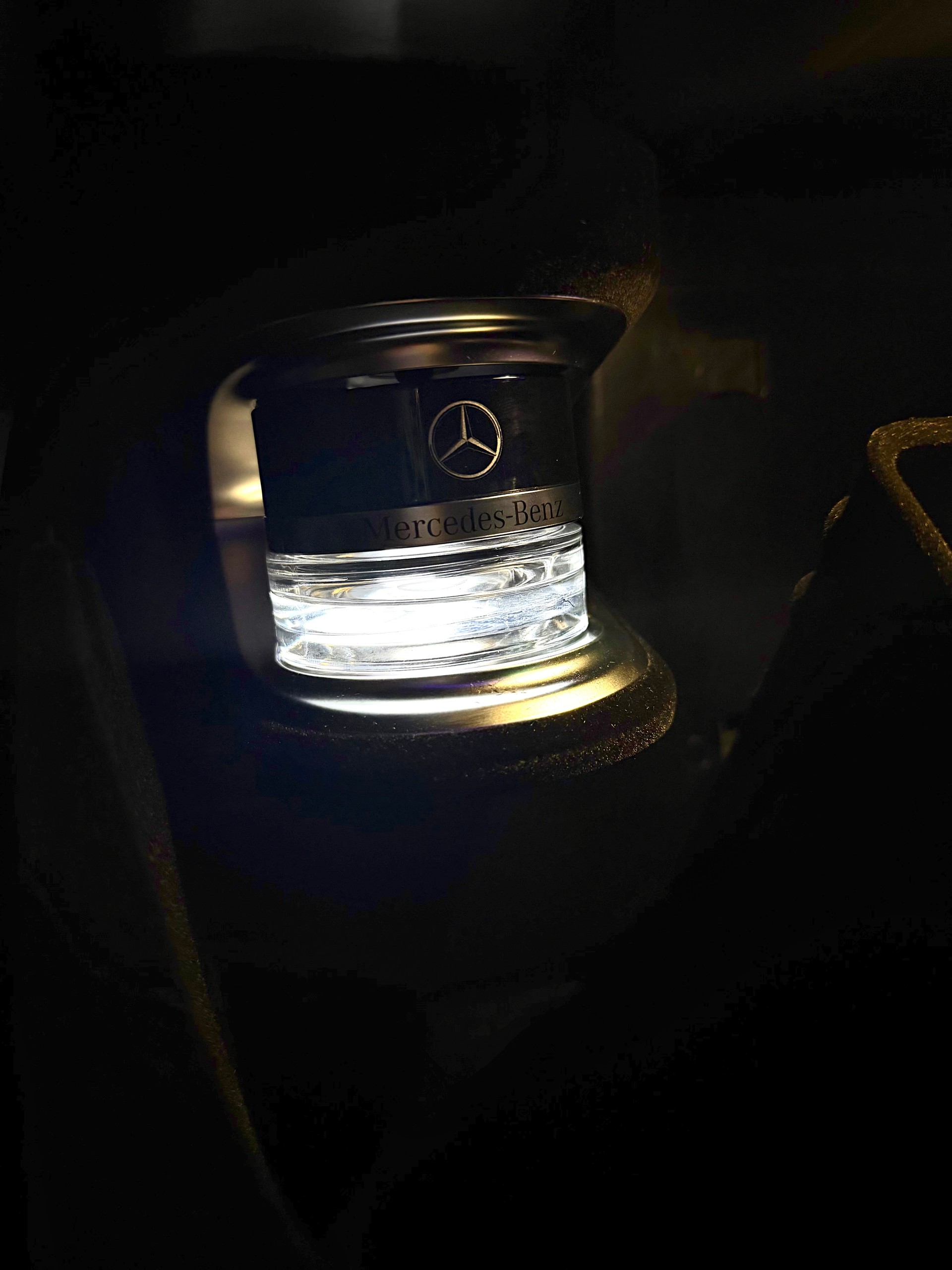 MERCEDES-BENZ GLE 53 AMG 4Matic+ 9G-Speedshift | CH | Burmester 3D | Massagesitze | Zierelemente Carbon-image-15