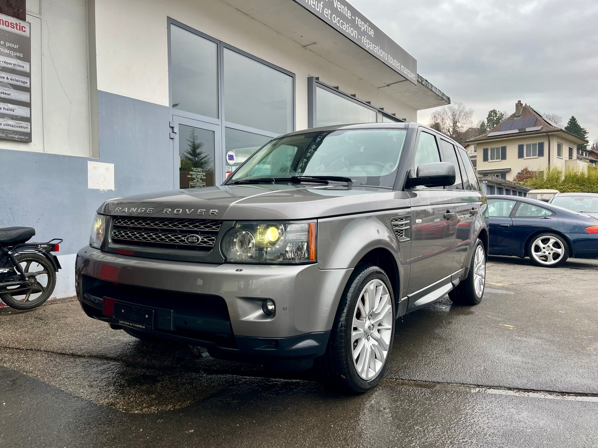 LAND ROVER Range Rover Sport 3.6 TDV8 HSE Automatic-image-0