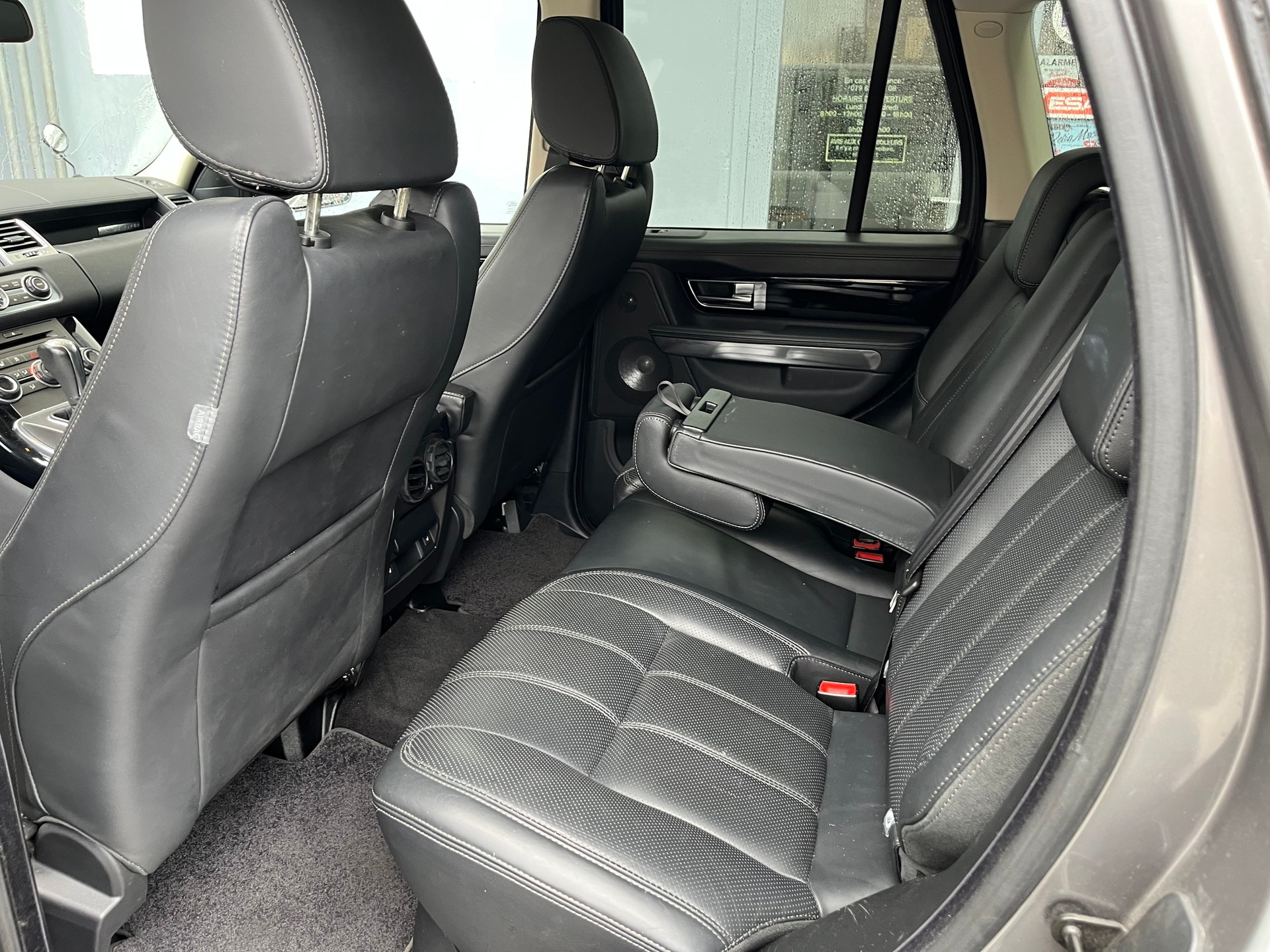LAND ROVER Range Rover Sport 3.6 TDV8 HSE Automatic-image-15