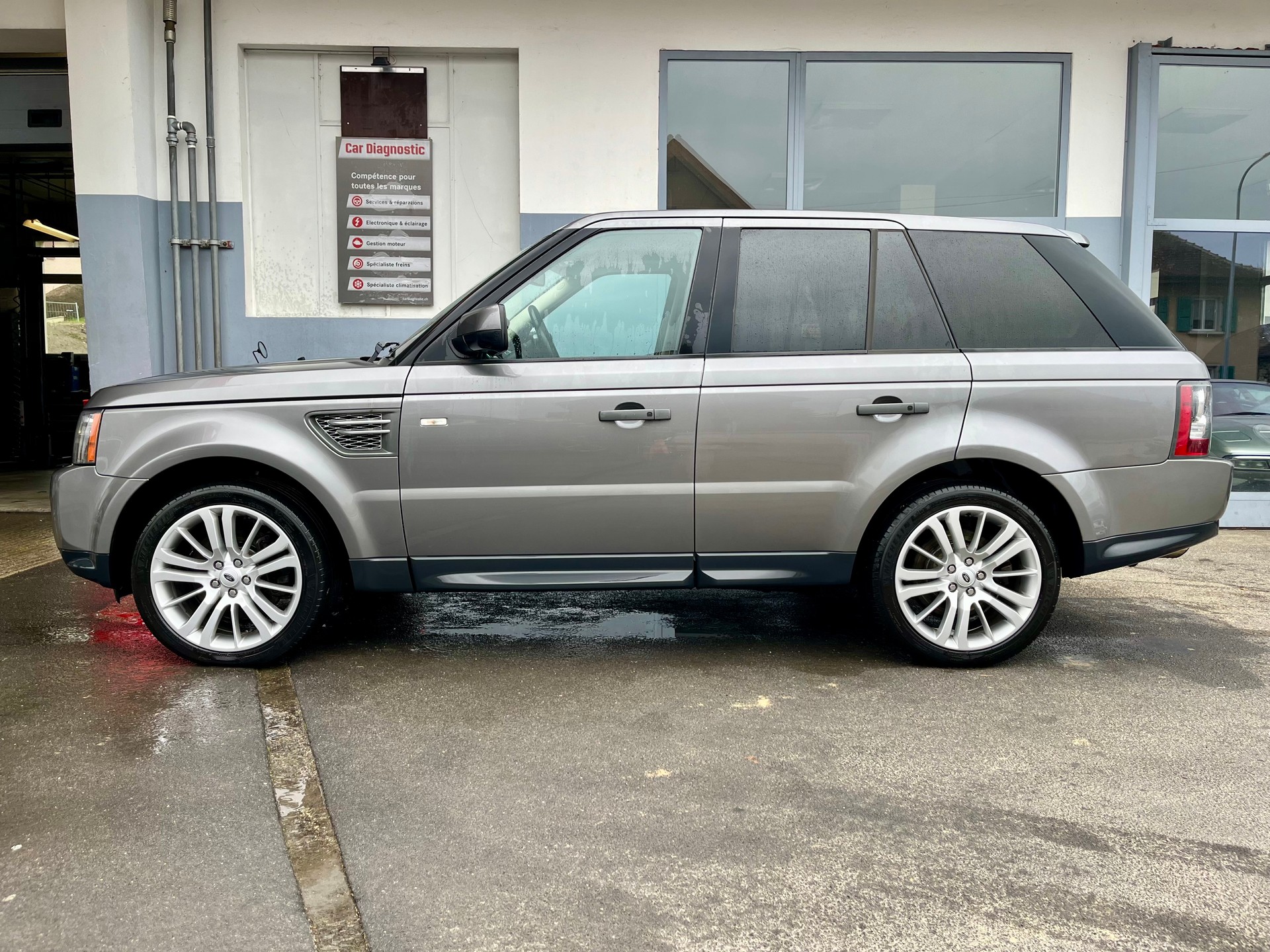 LAND ROVER Range Rover Sport 3.6 TDV8 HSE Automatic-image-1