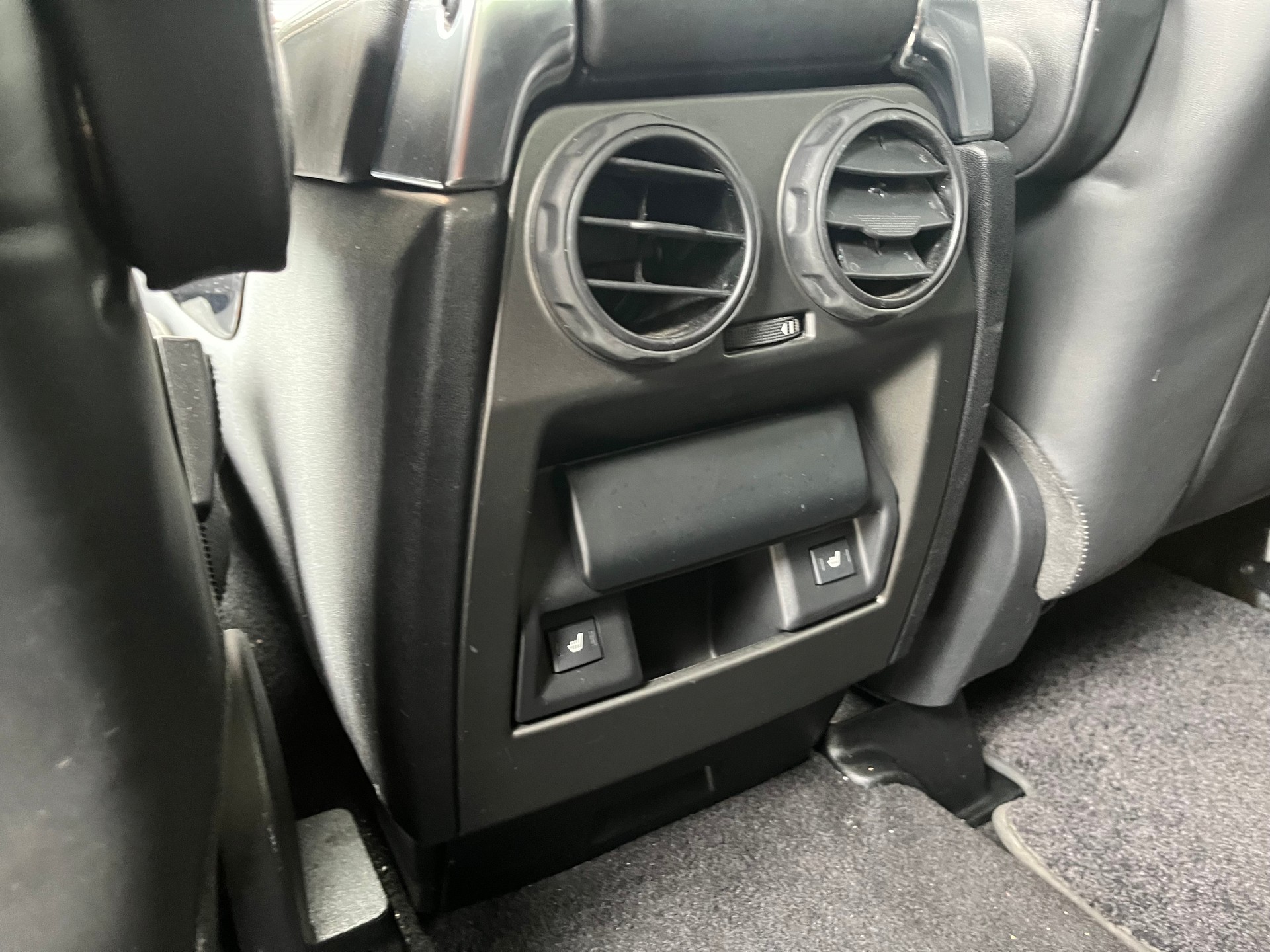 LAND ROVER Range Rover Sport 3.6 TDV8 HSE Automatic-image-16