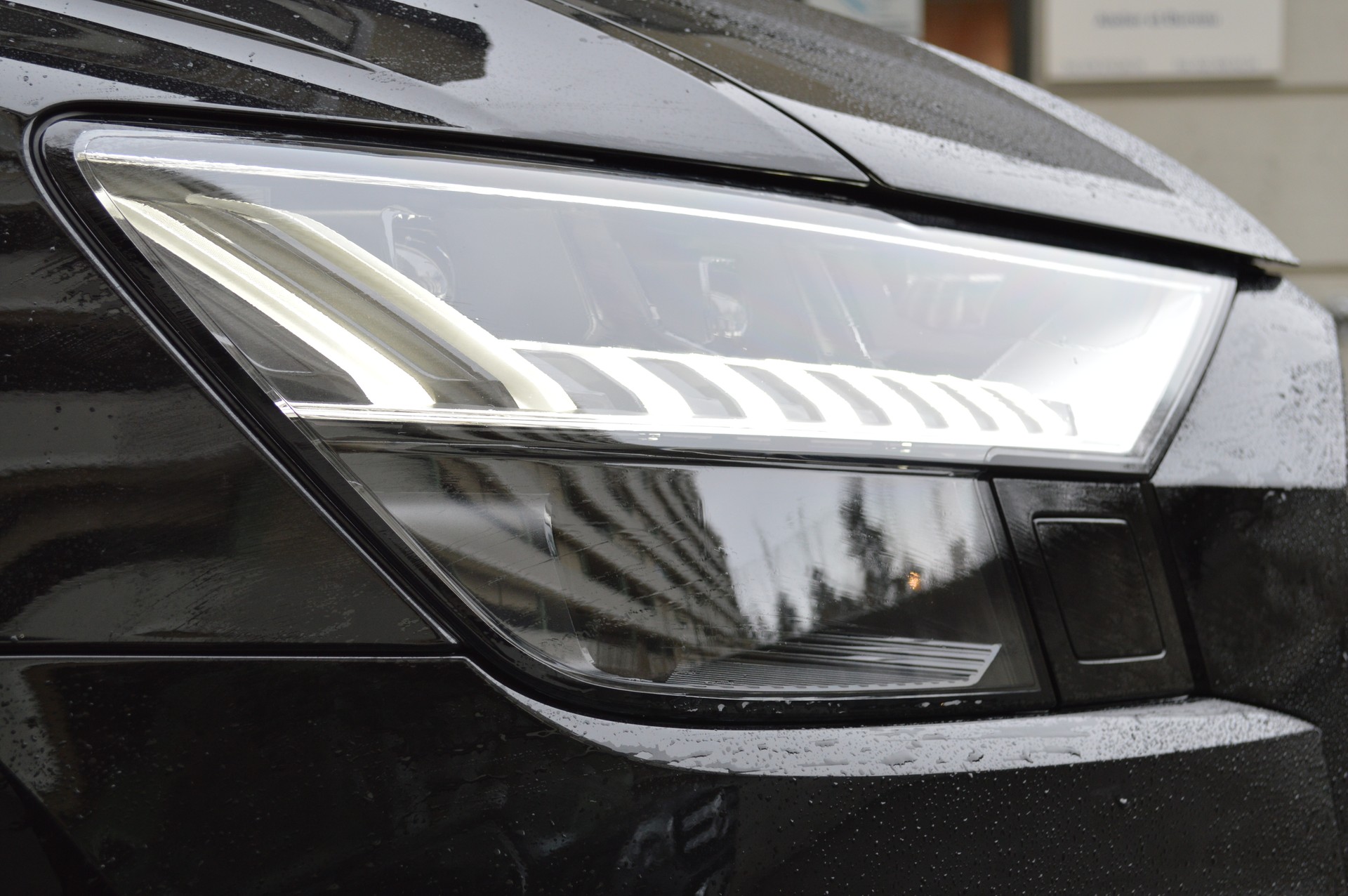 AUDI Q8 45 TDI Black Edition quattro tiptronic-image-22