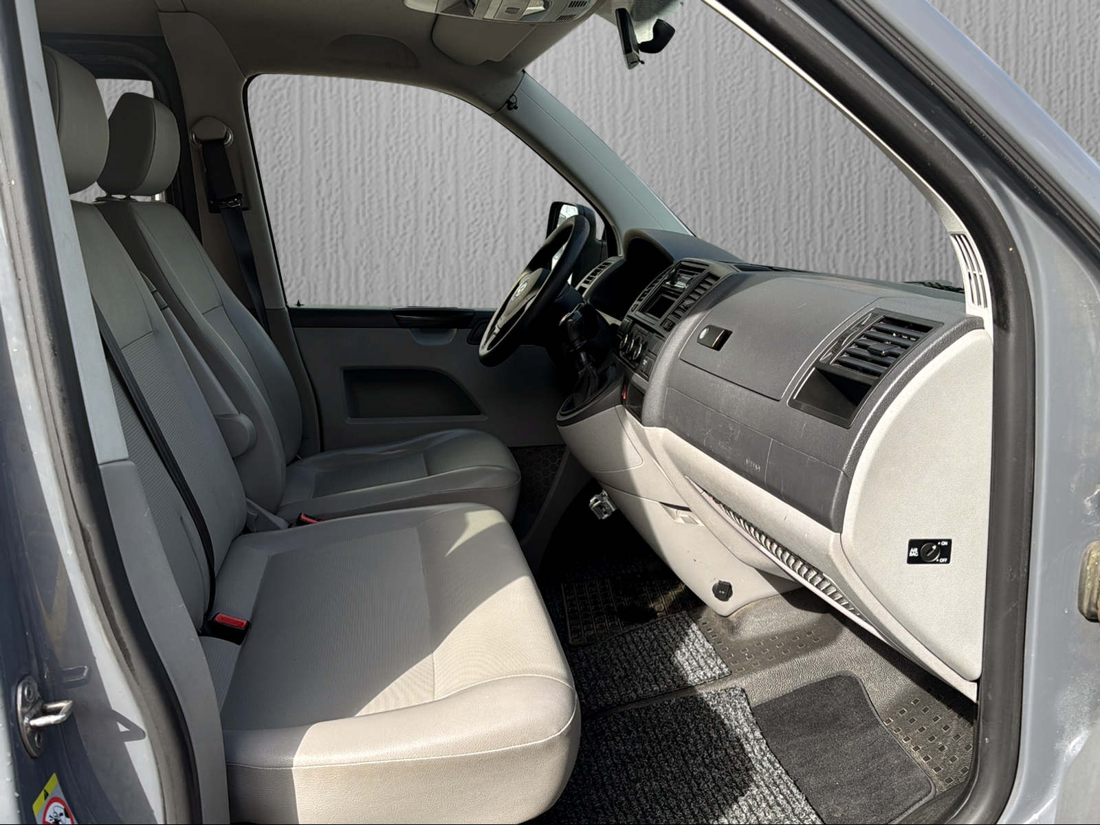 VW T5 2.0 TDI 4Motion*Brücke*Standheizung*Anhängekupplung*-image-8